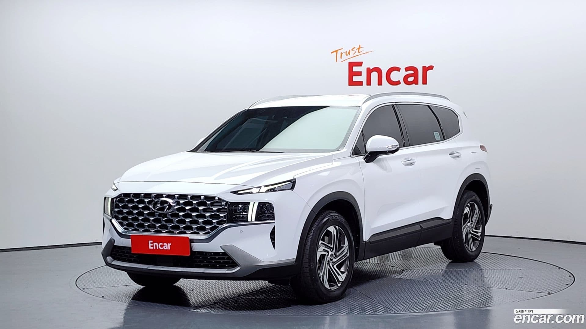 Main__Slider__Photo:Santafe Hyundai 2020.10-0