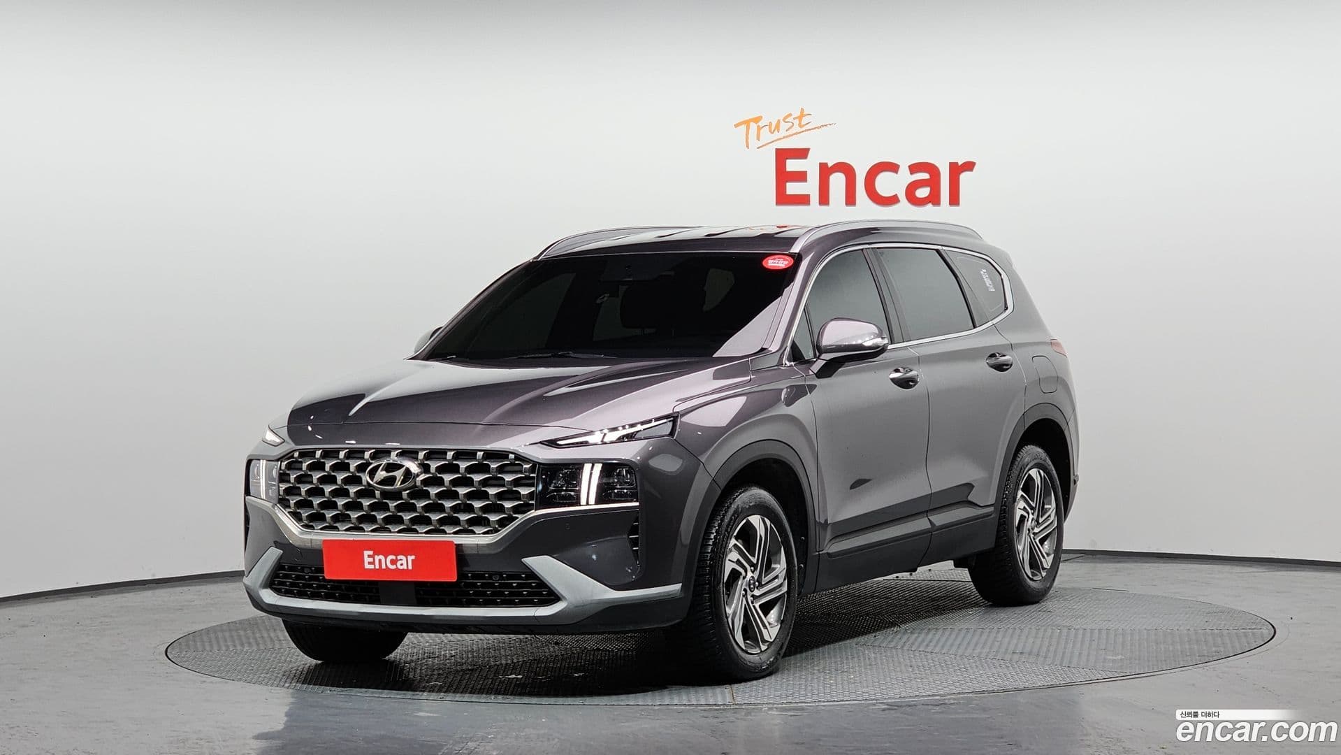 Main__Slider__Photo:Santafe Hyundai 2022.10-0