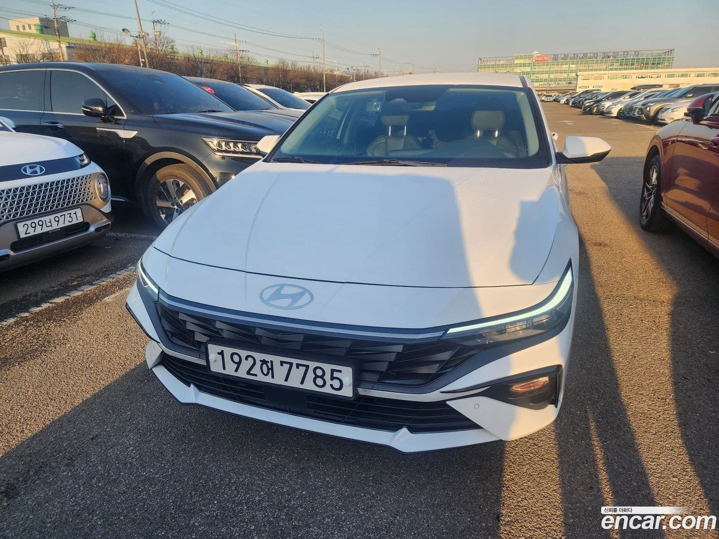 Main__Slider__Photo:AVANTE Hyundai 2023.10-0