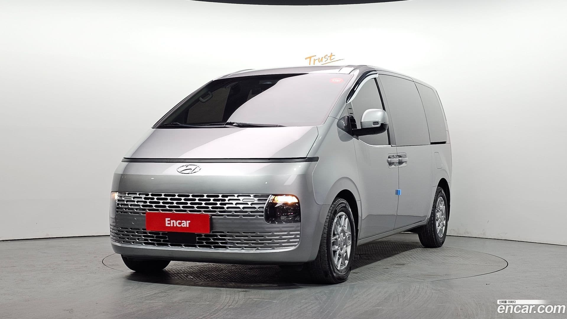 Main__Slider__Photo:Staria Hyundai 2021.8-0