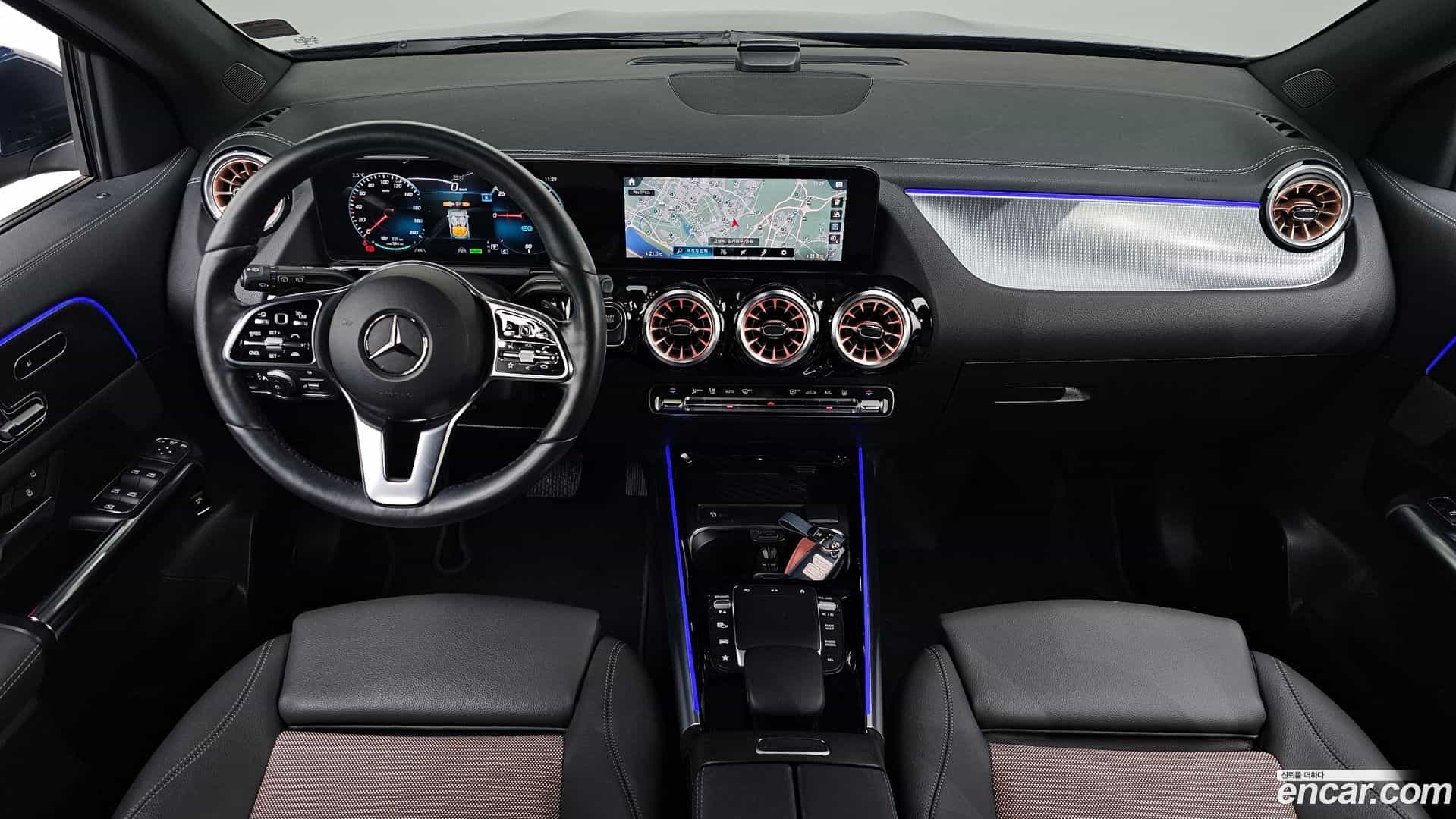 EQA Mercedes-Benz 2022.2-INNER-007
