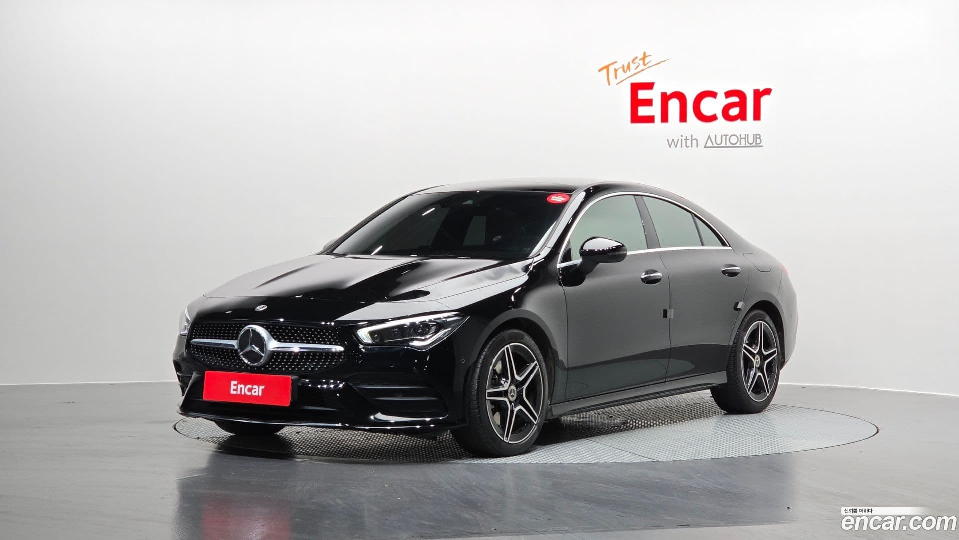 Main__Slider__Photo:CLA-Class Mercedes-Benz 2020.10-0