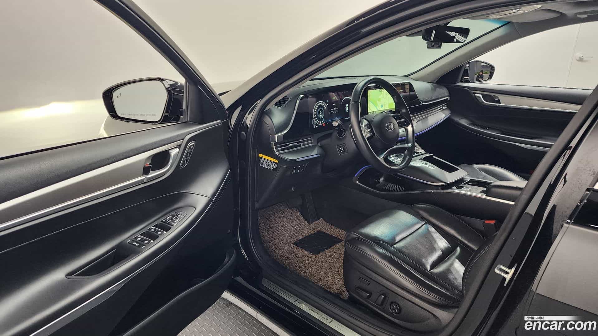 Grandeur Hyundai 2020.3-INNER-010