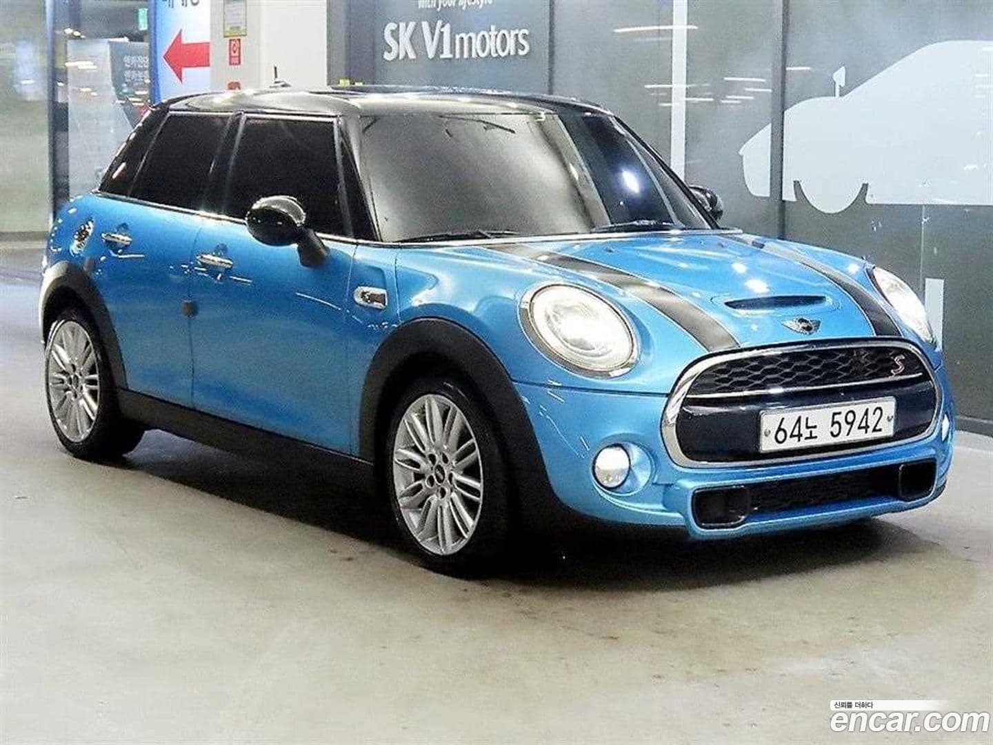 Main__Slider__Photo:Cooper Mini 2016.10-0
