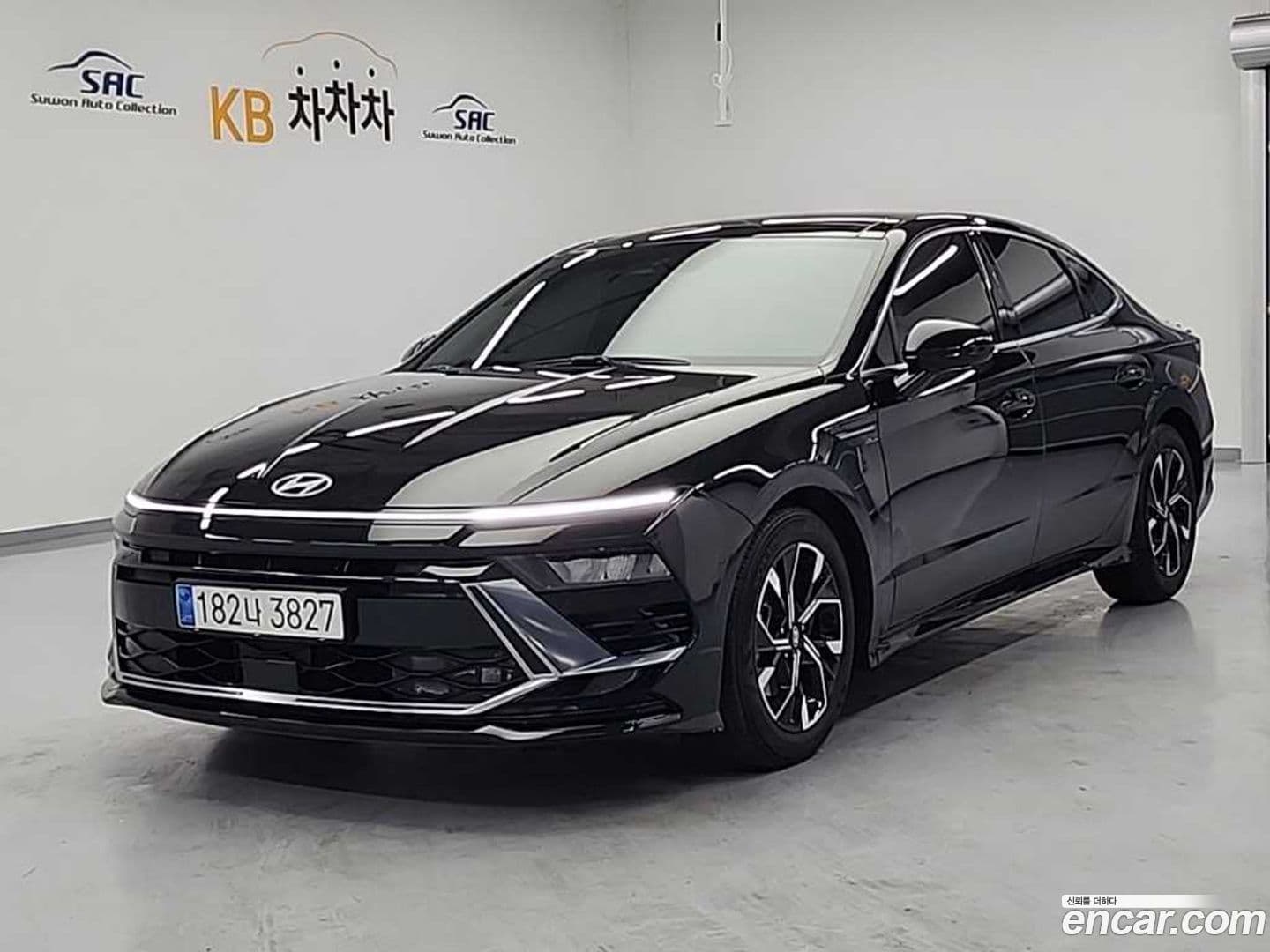 Main__Slider__Photo:Sonata Hyundai 2023.9-0