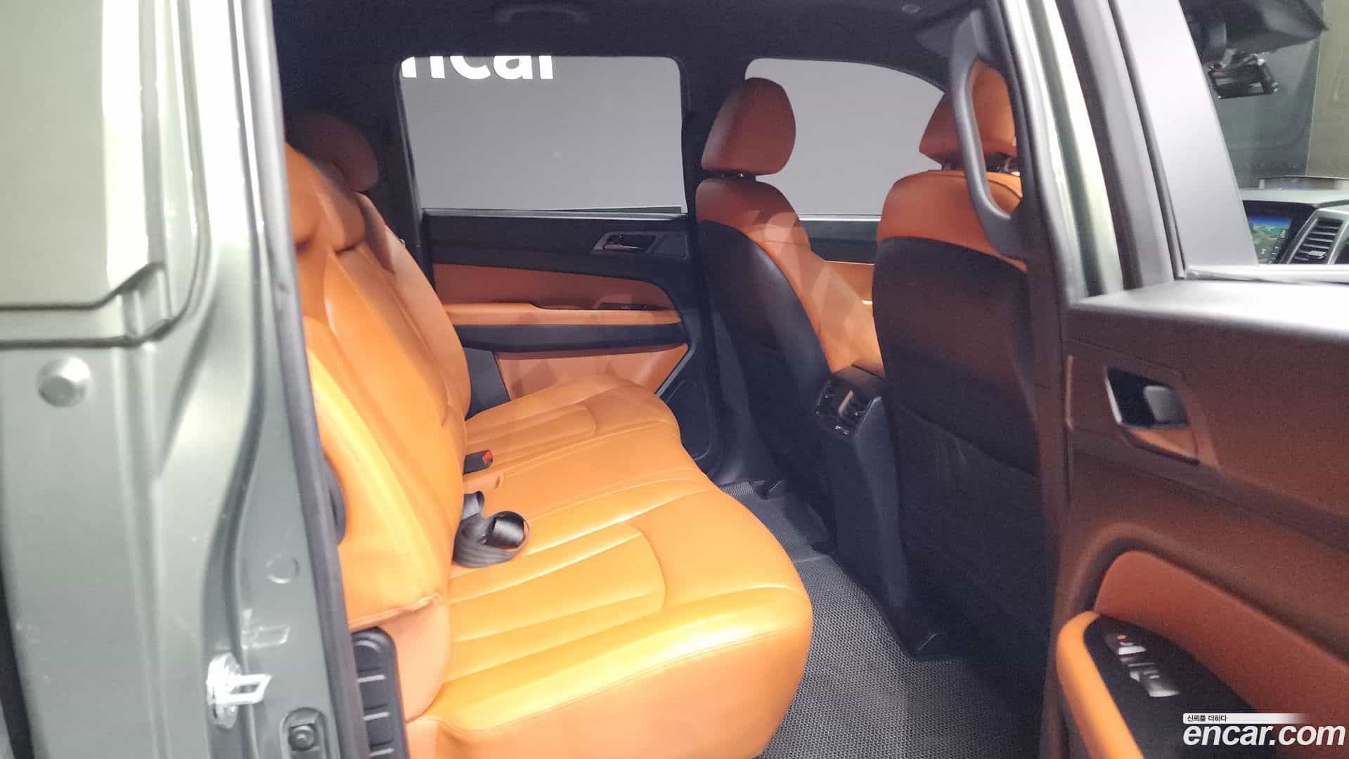 Rexton KG Mobility 2022.0-OPTION-016
