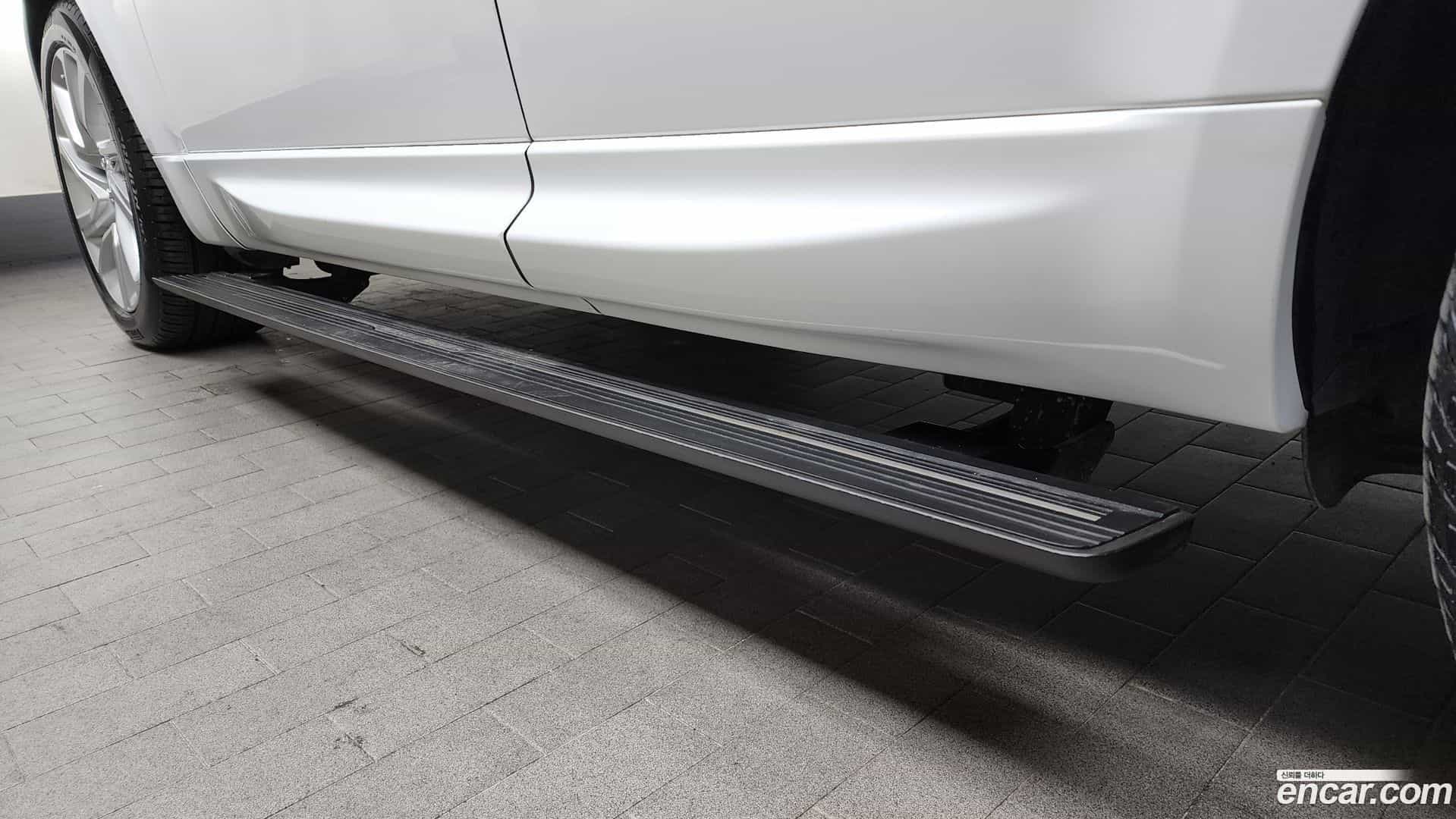 Range Rover Sport Land Rover 2018.11-OPTION-023