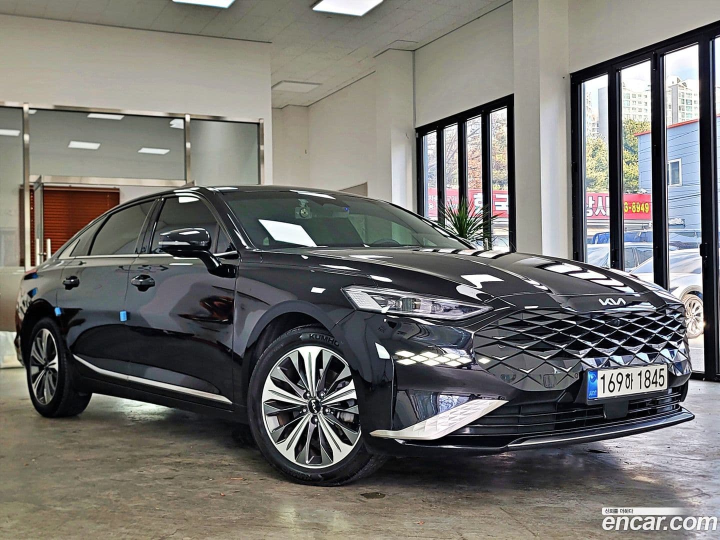 Main__Slider__Photo:K8 Kia 2022.2-0