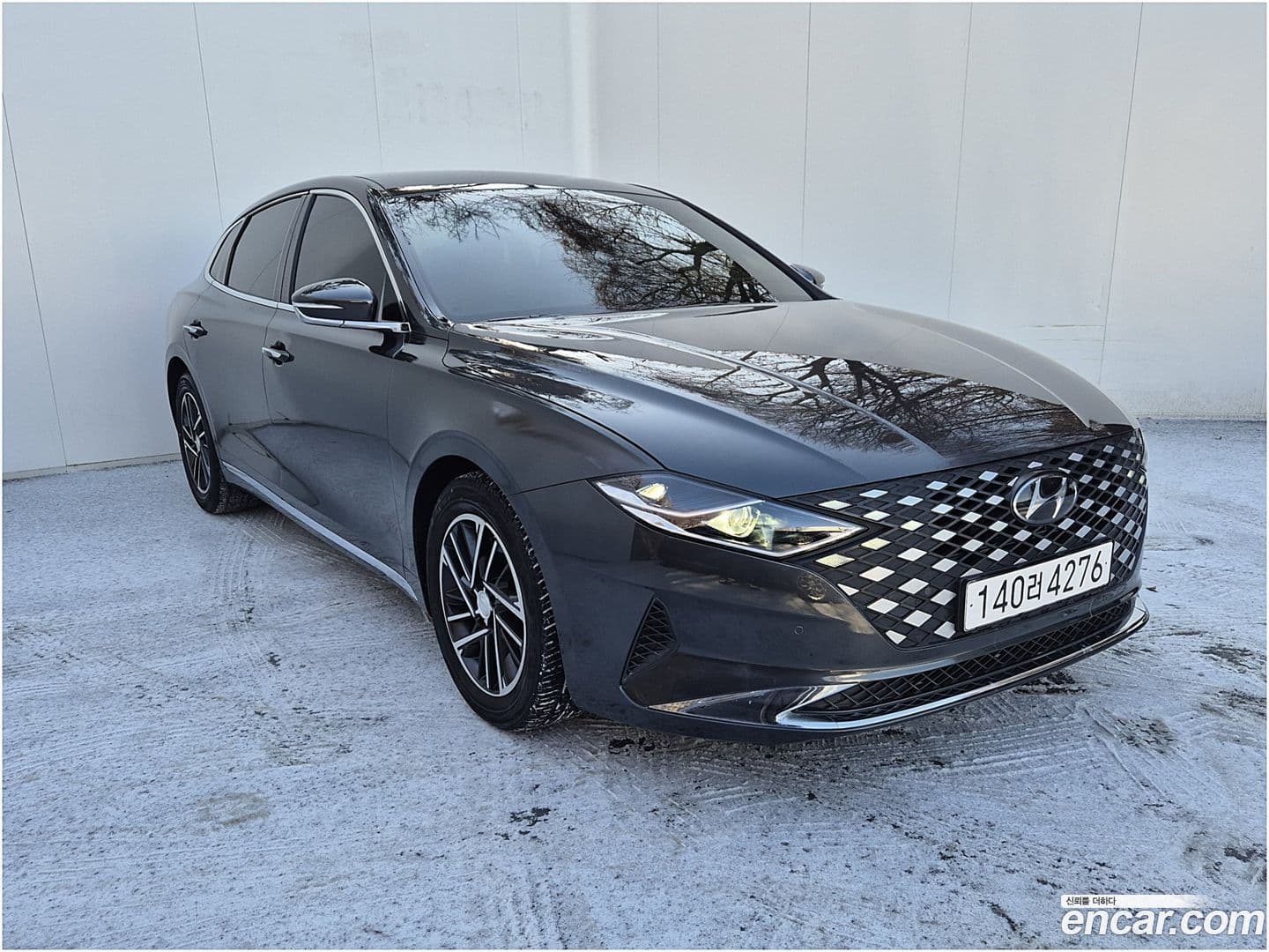 Main__Slider__Photo:Grandeur Hyundai 2020.9-0