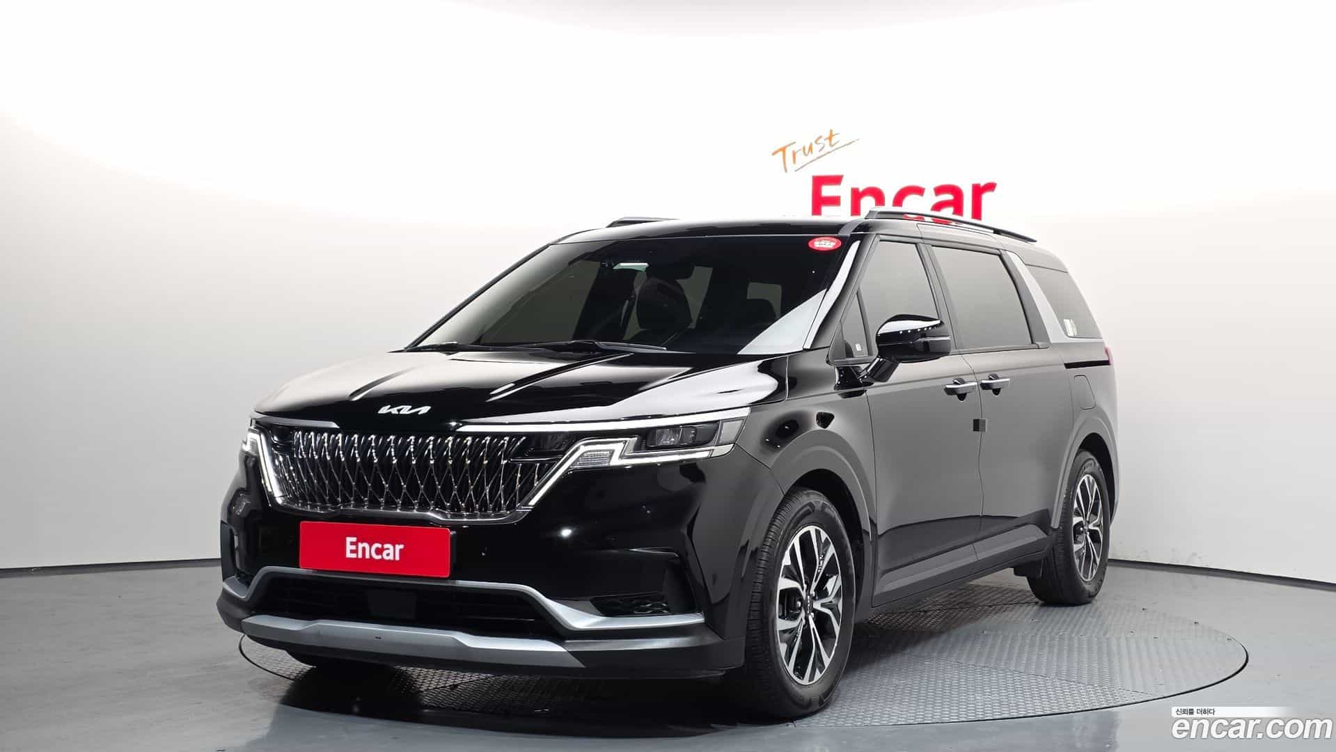 Canival Kia 2023.4-OUTER-001