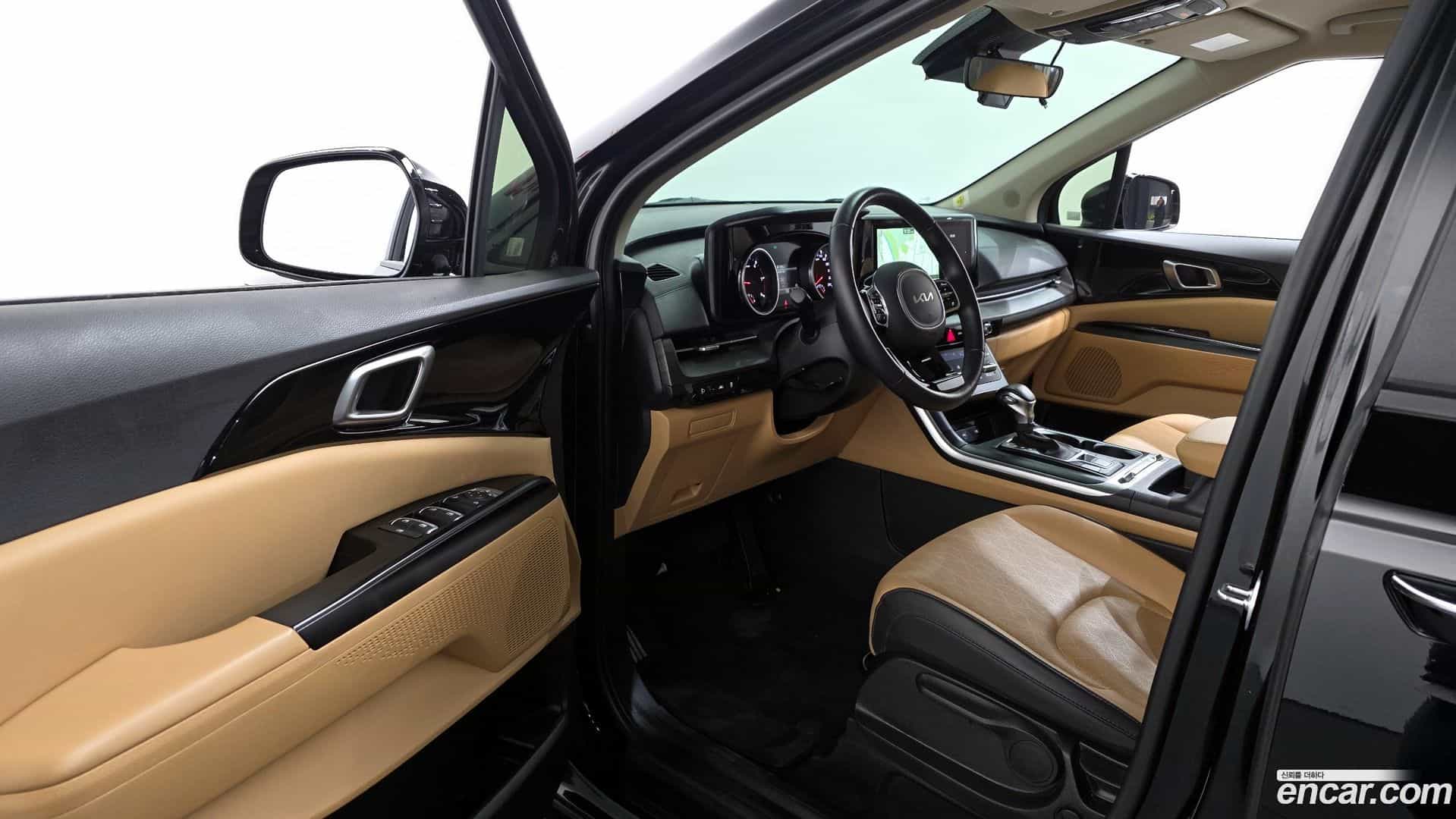 Canival Kia 2023.4-OPTION-015