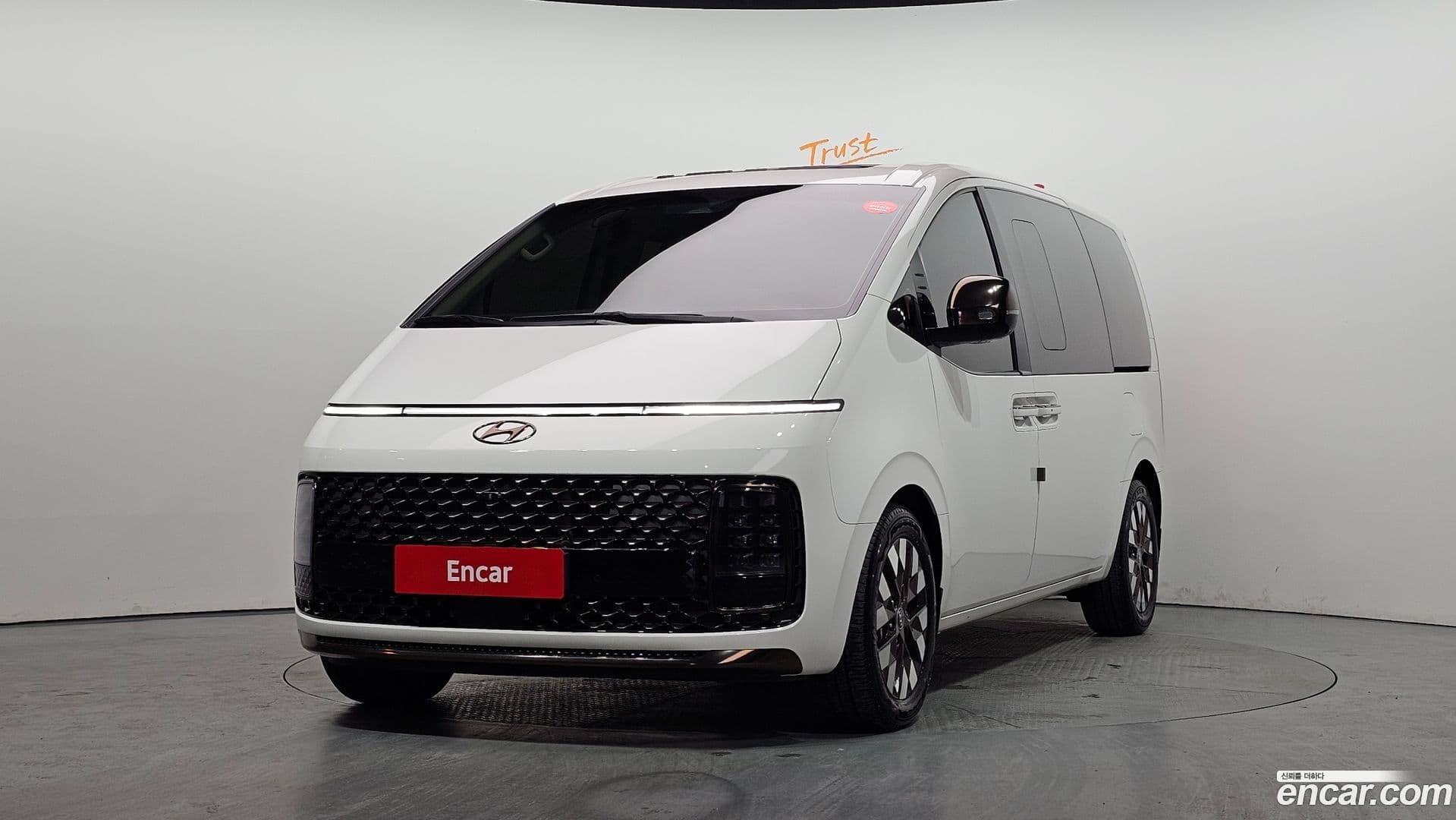 Main__Slider__Photo:Staria Hyundai 2022.0-0