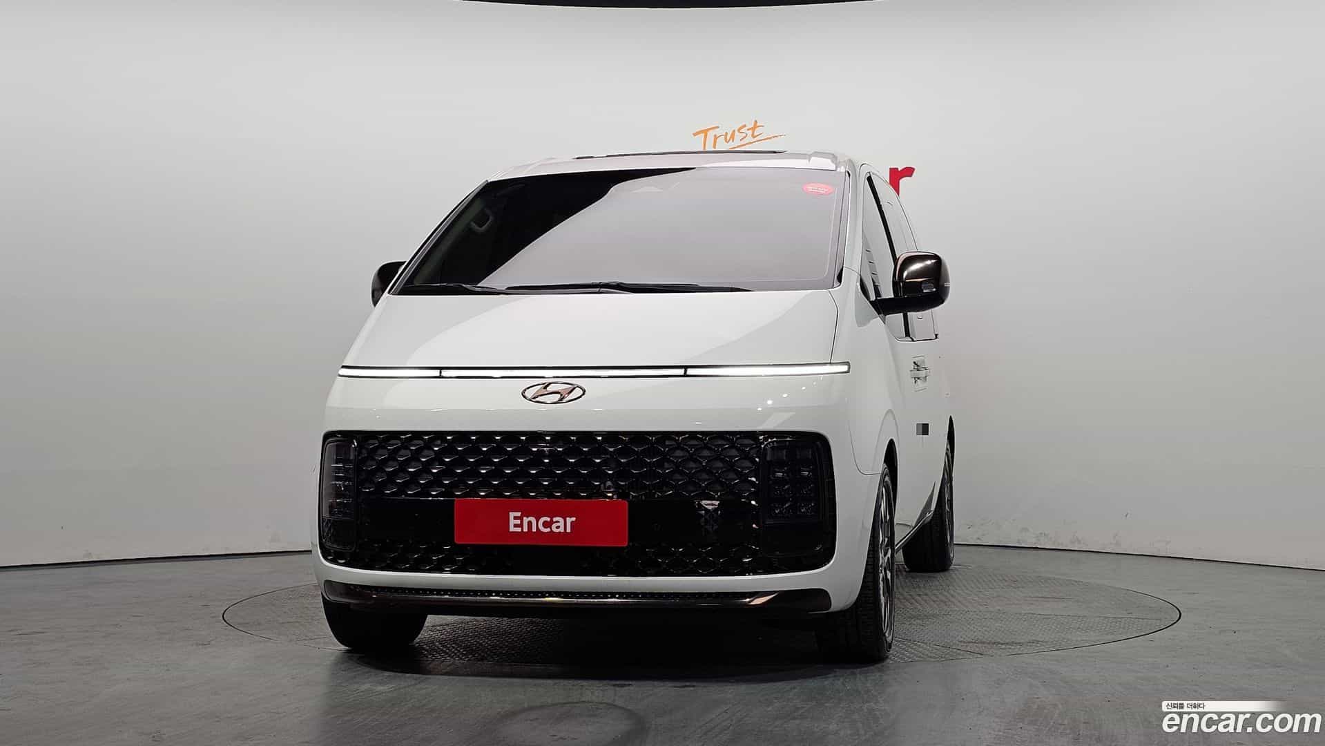Staria Hyundai 2022.0-OUTER-003