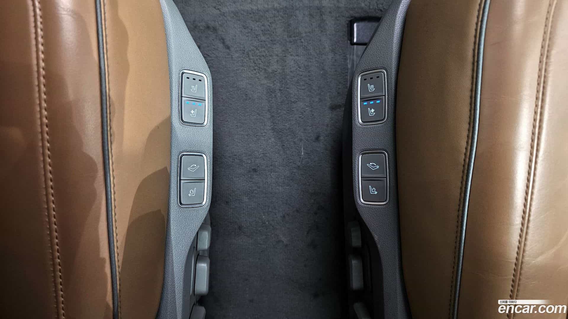 Staria Hyundai 2022.0-OPTION-023