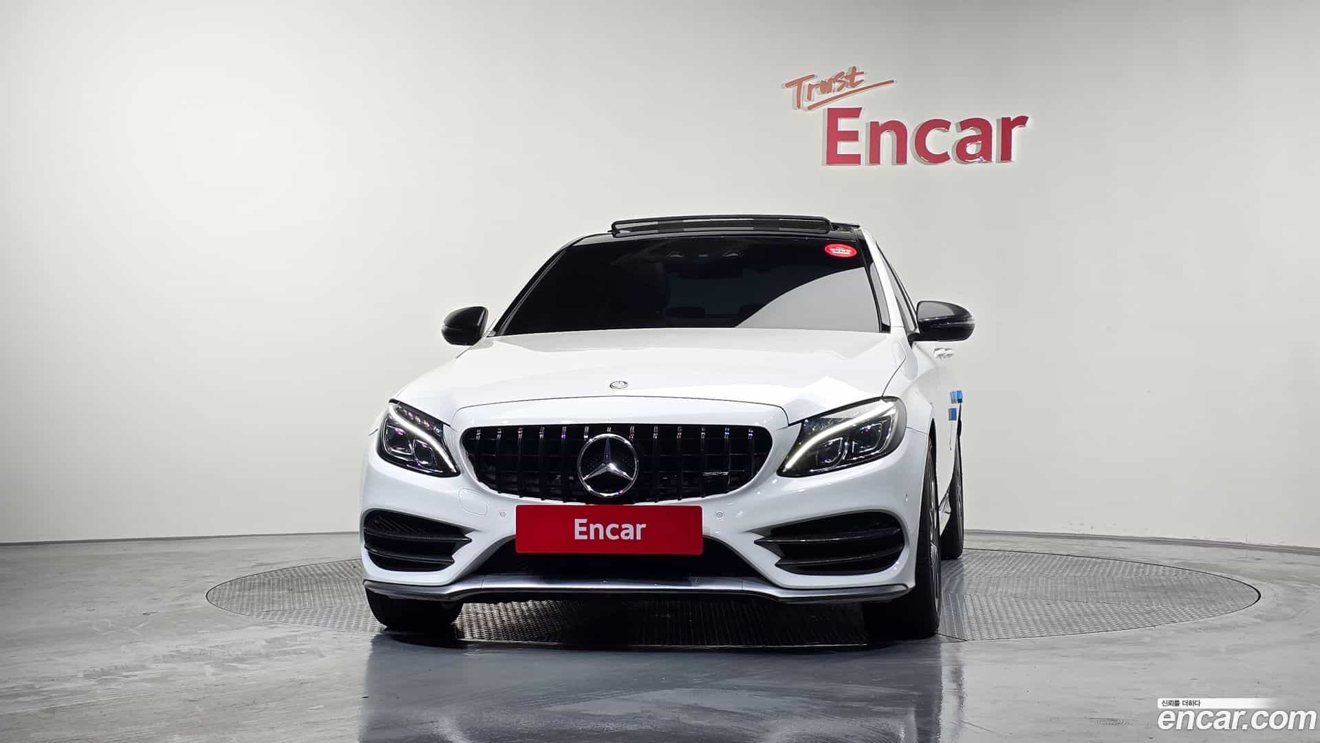 C-Class Mercedes-Benz 2017.1-OUTER-003