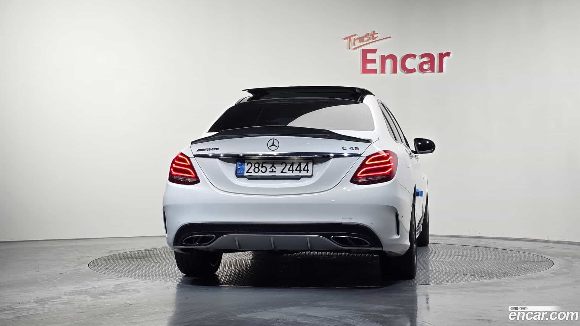 C-Class Mercedes-Benz 2017.1-OUTER-004