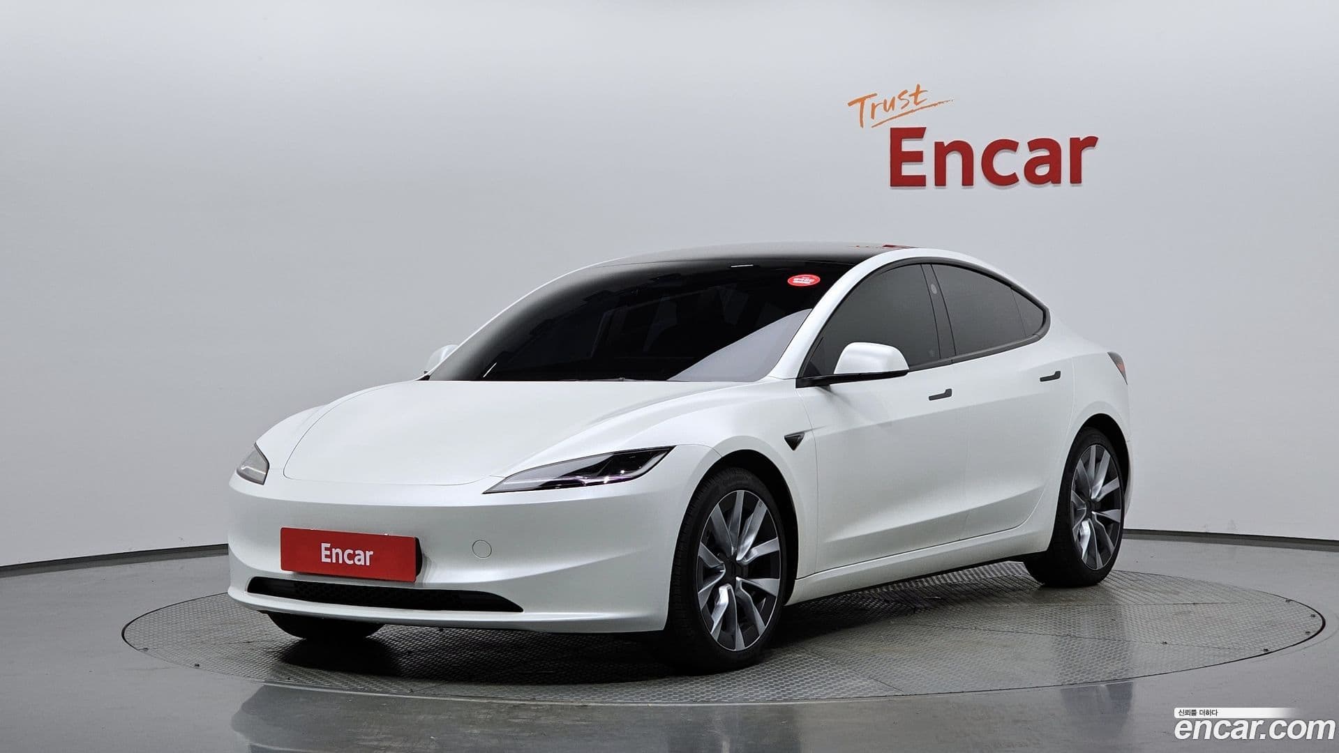 Main__Slider__Photo:Model 3 Tesla 2024.3-0