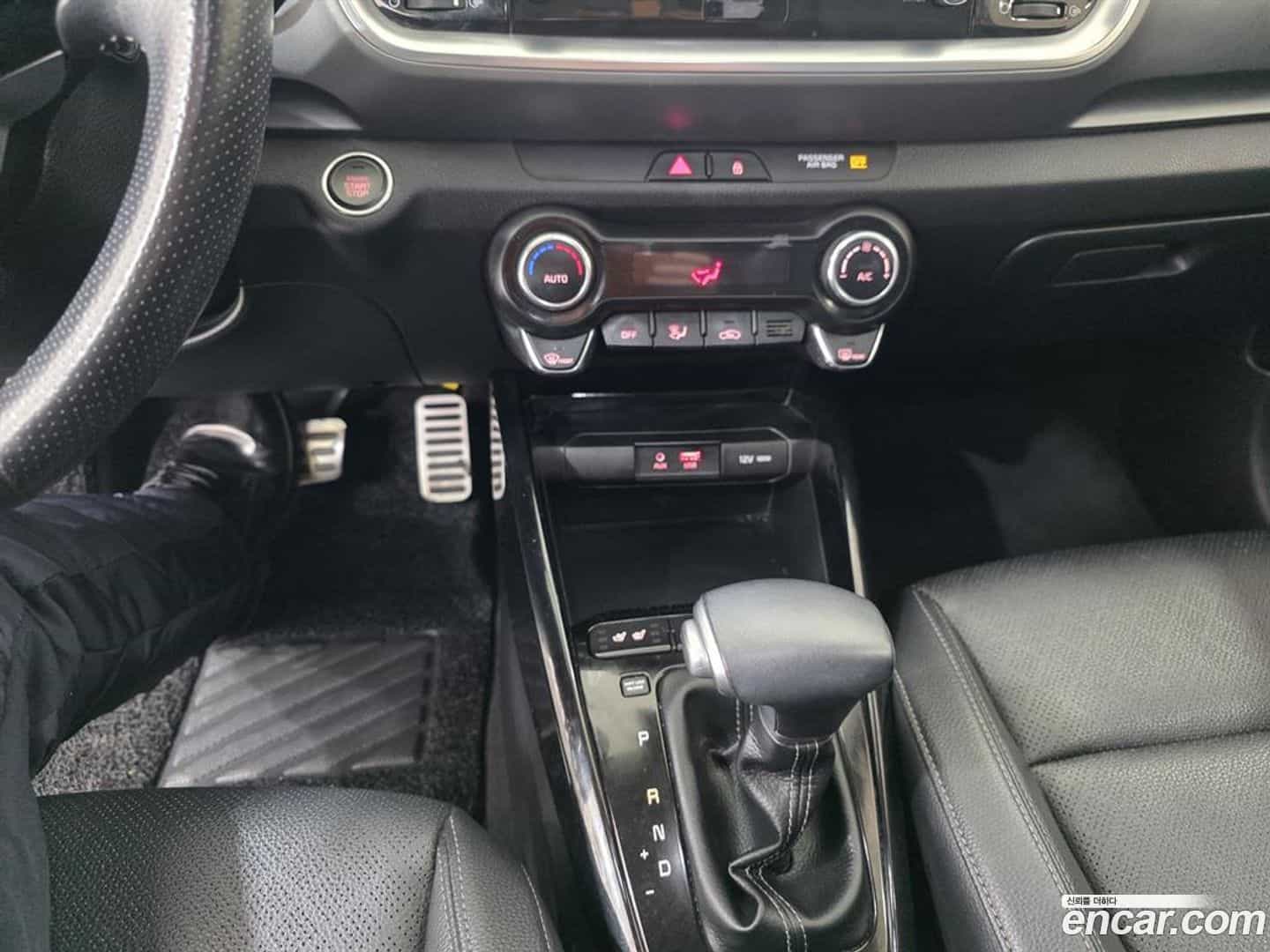 Stonic Kia 2020.0-INNER-010