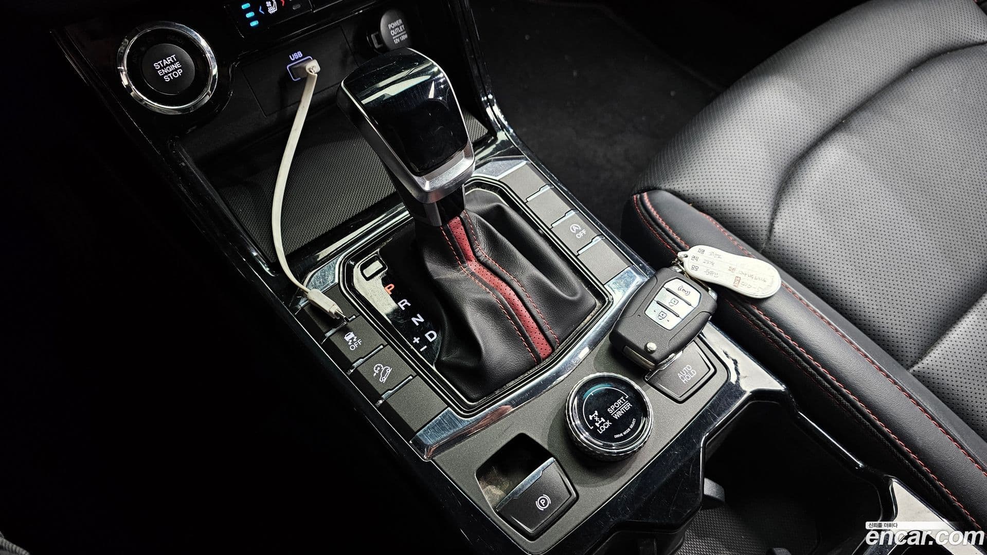 Main__Slider__Photo:KORANDO KG Mobility 2022.9-8