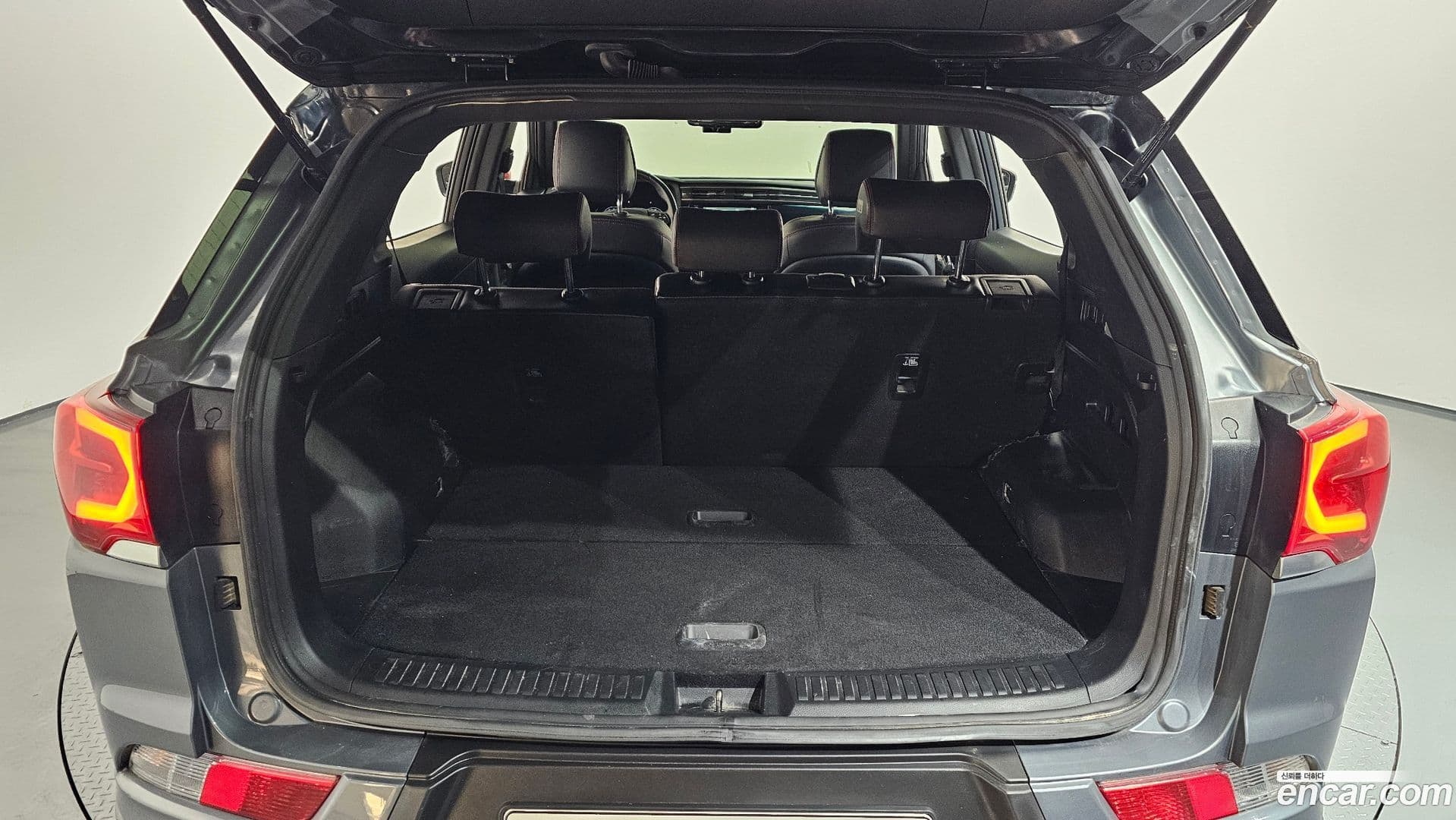 Main__Slider__Photo:KORANDO KG Mobility 2022.9-19