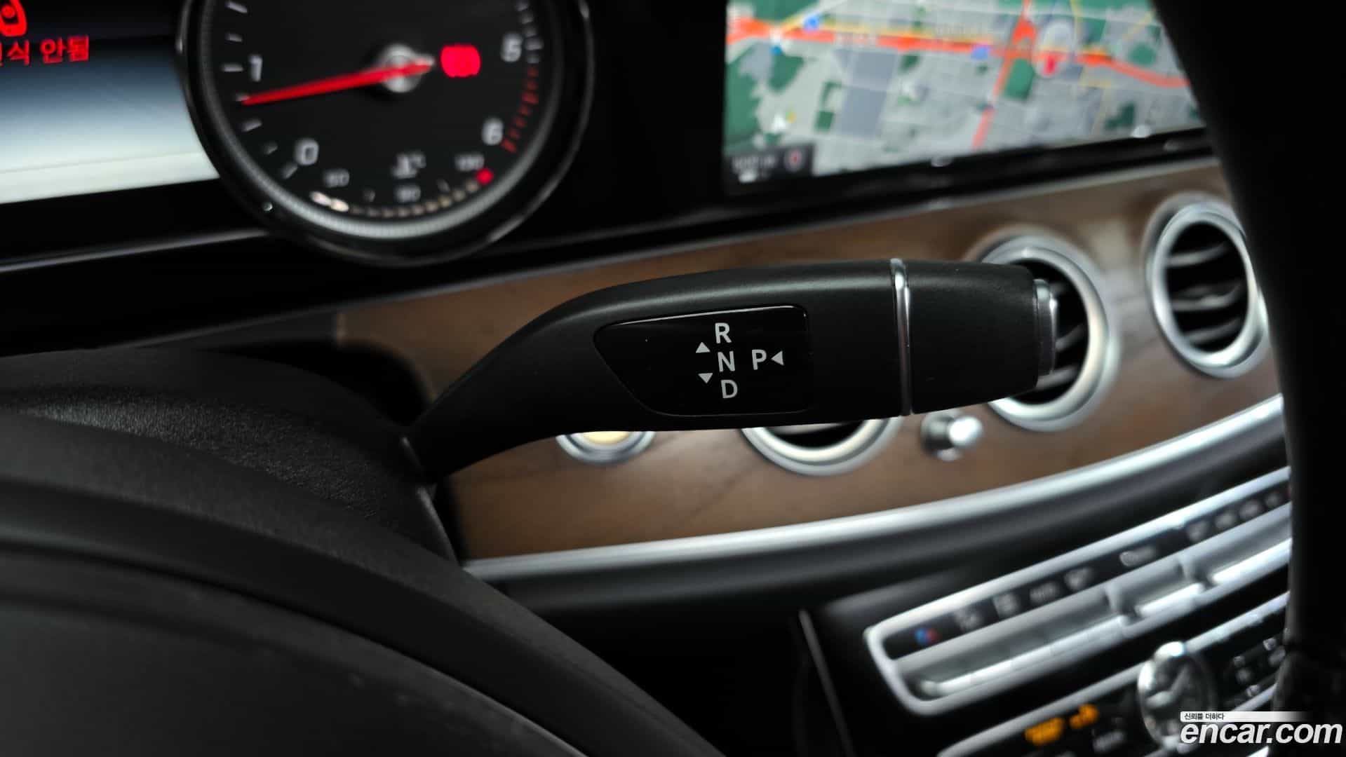 E-Class Mercedes-Benz 2017.7-INNER-009