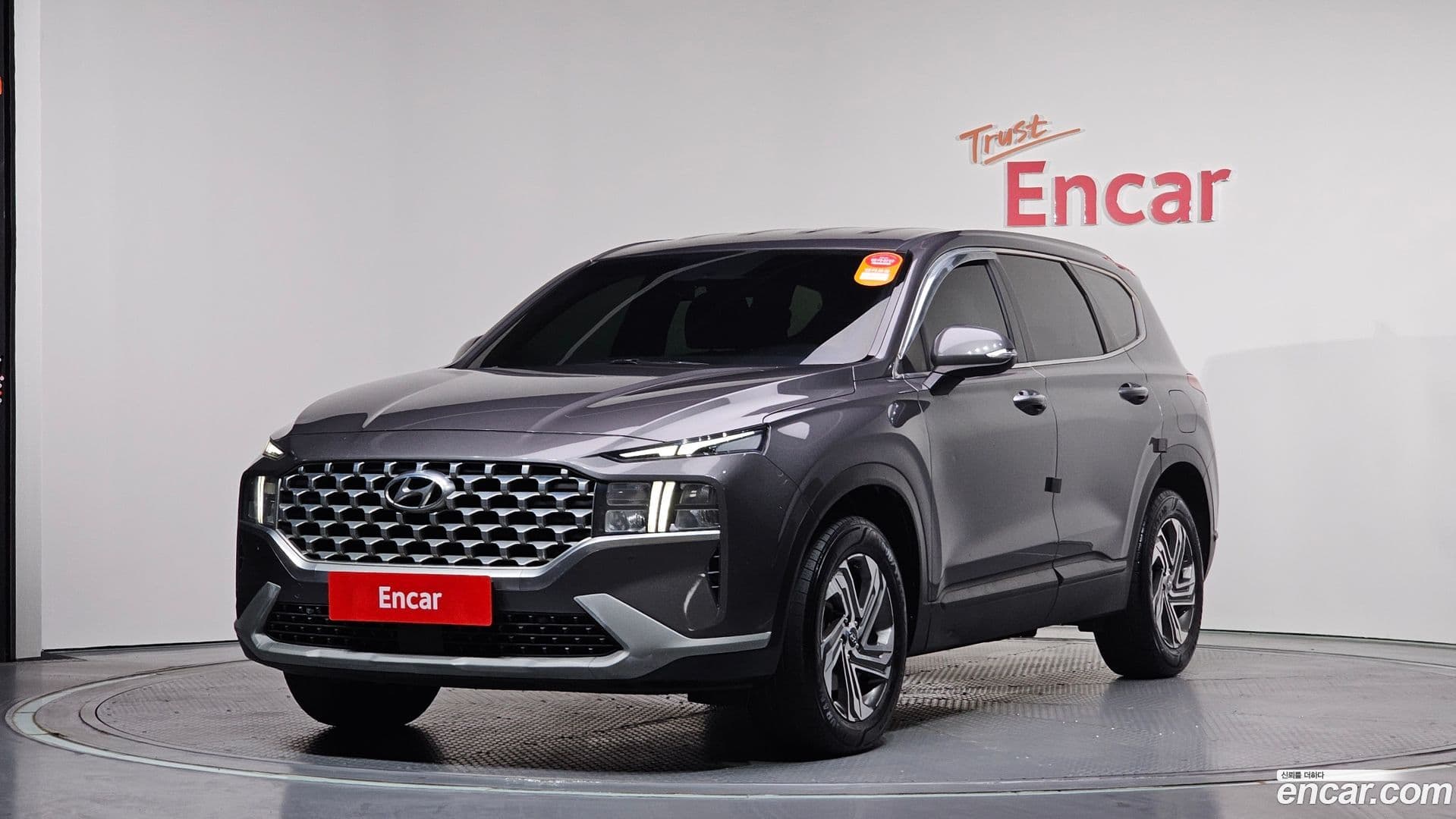 Main__Slider__Photo:Santafe Hyundai 2021.5-0