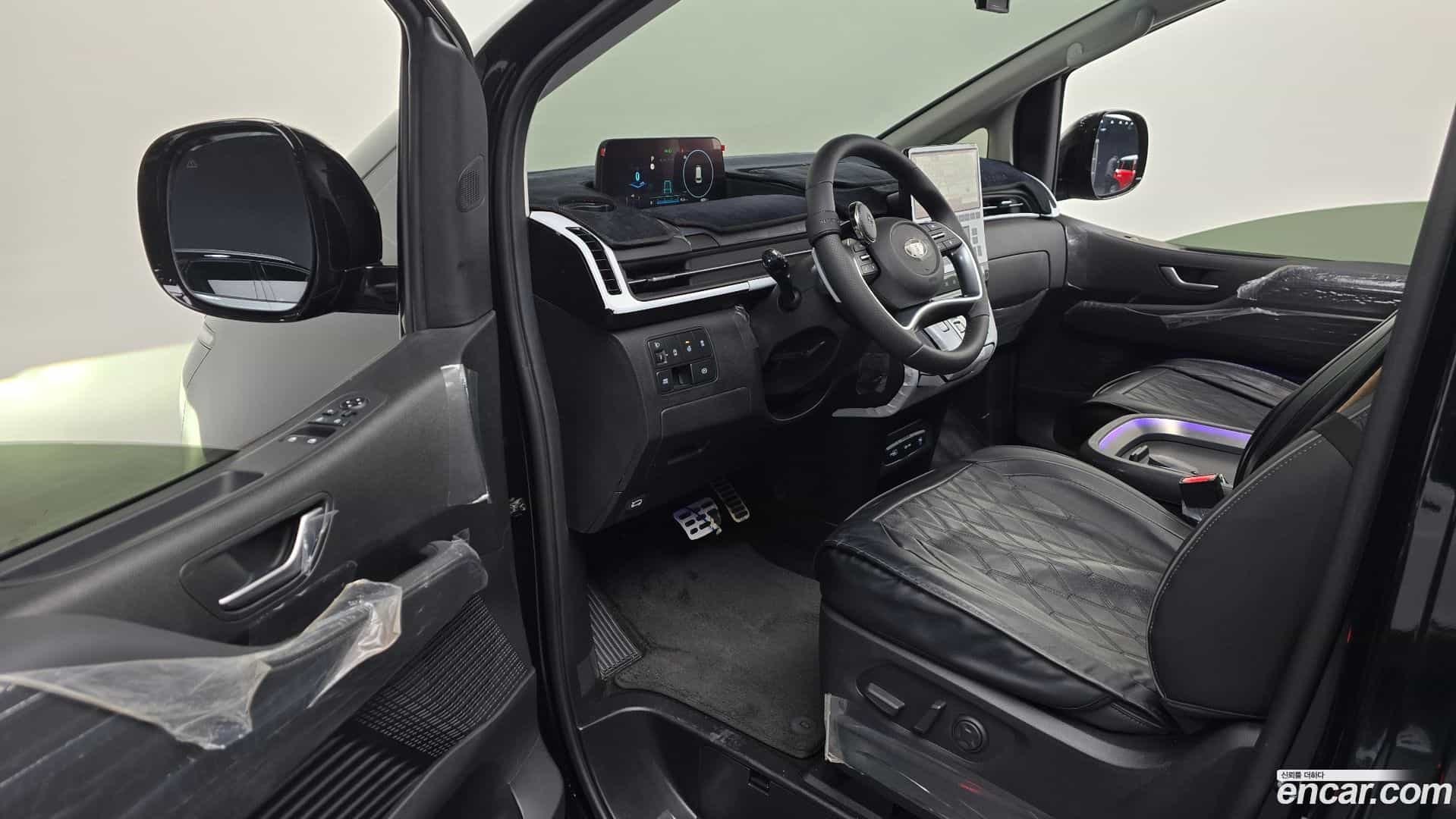 Staria Hyundai 2024.10-OPTION-015