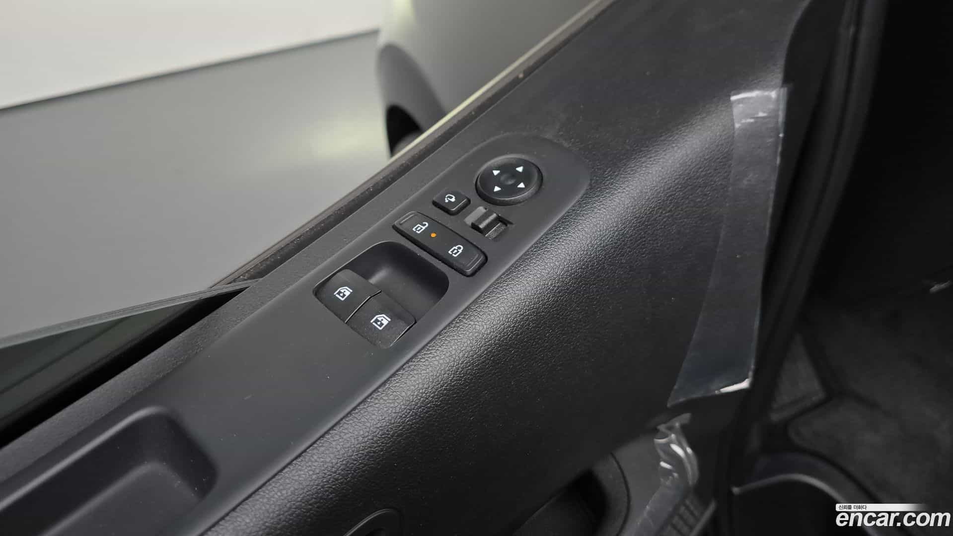 Staria Hyundai 2024.10-OPTION-021