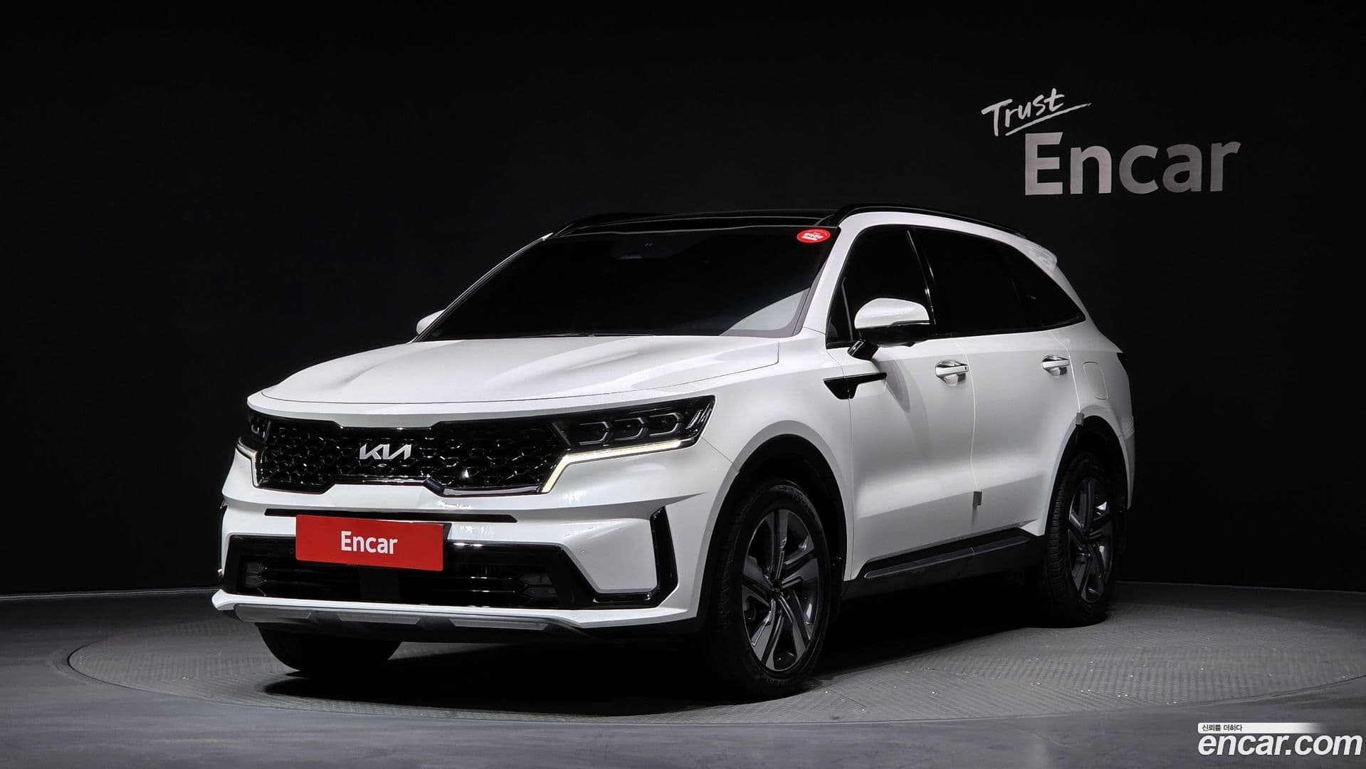 Main__Slider__Photo:Sorento Kia 2022.8-0