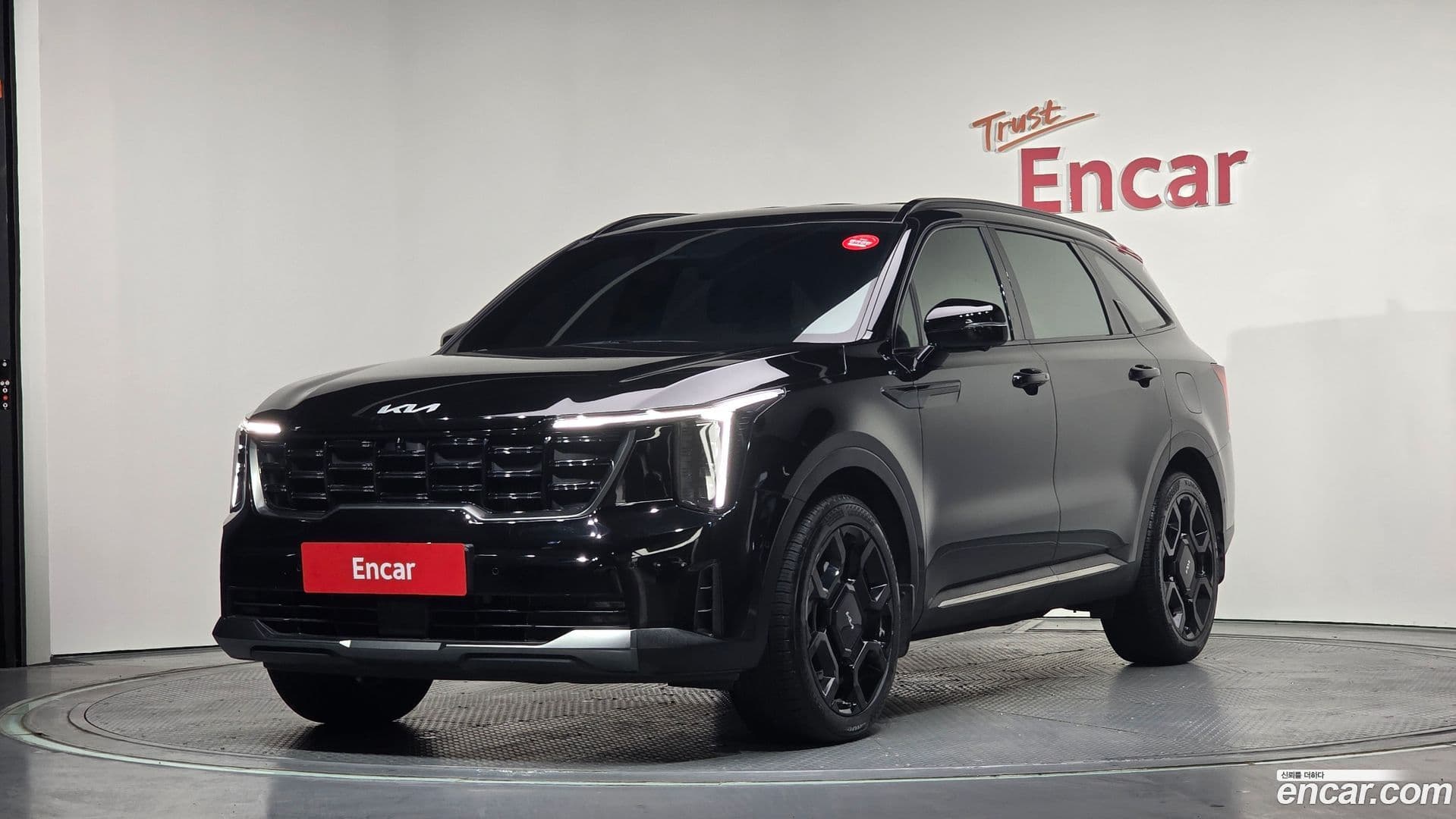 Main__Slider__Photo:Sorento Kia 2023.9-0