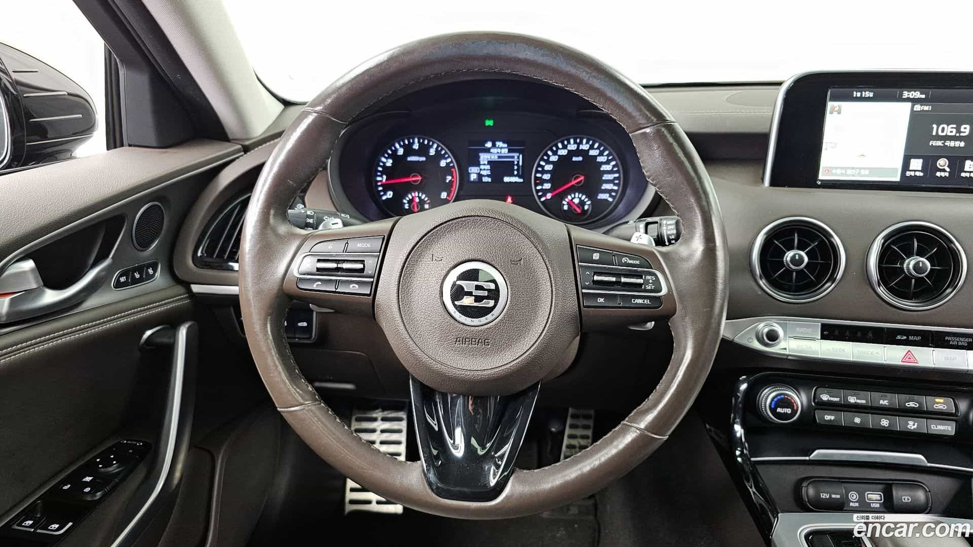 Stinger Kia 2018.1-OPTION-017