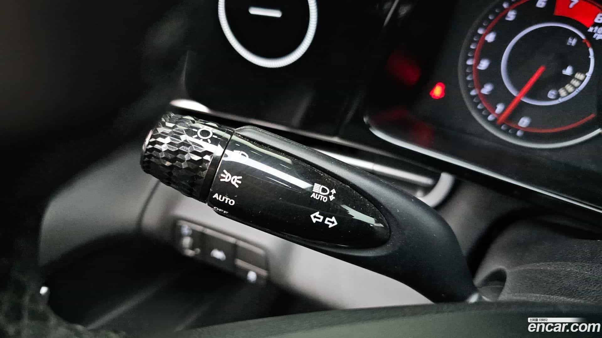 AVANTE Hyundai 2021.9-OPTION-021