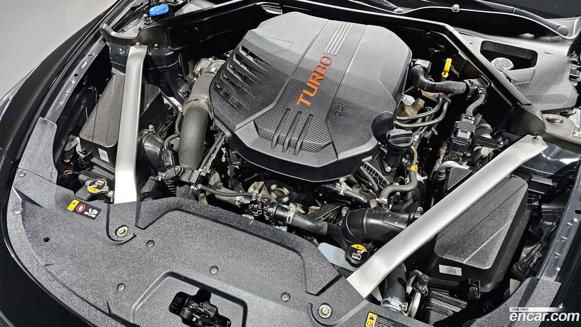 Stinger Kia 2019.1-INNER-006