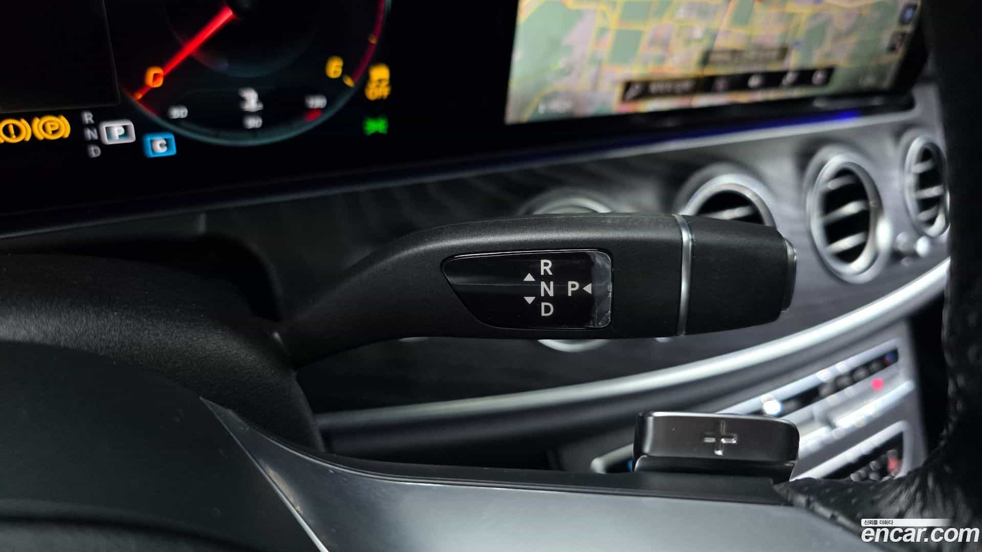 E-Class Mercedes-Benz 2021.7-INNER-009