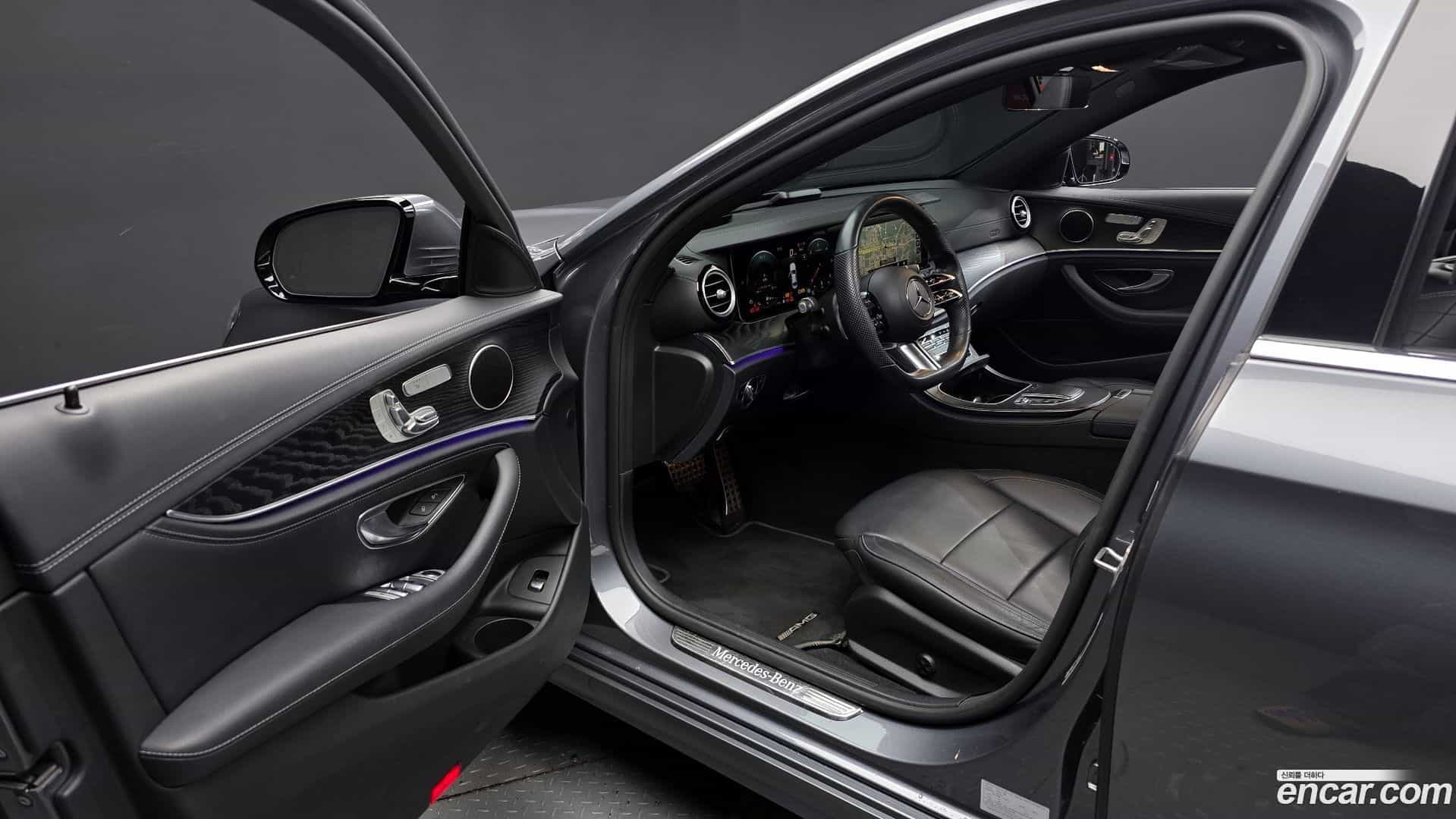 E-Class Mercedes-Benz 2021.7-INNER-010
