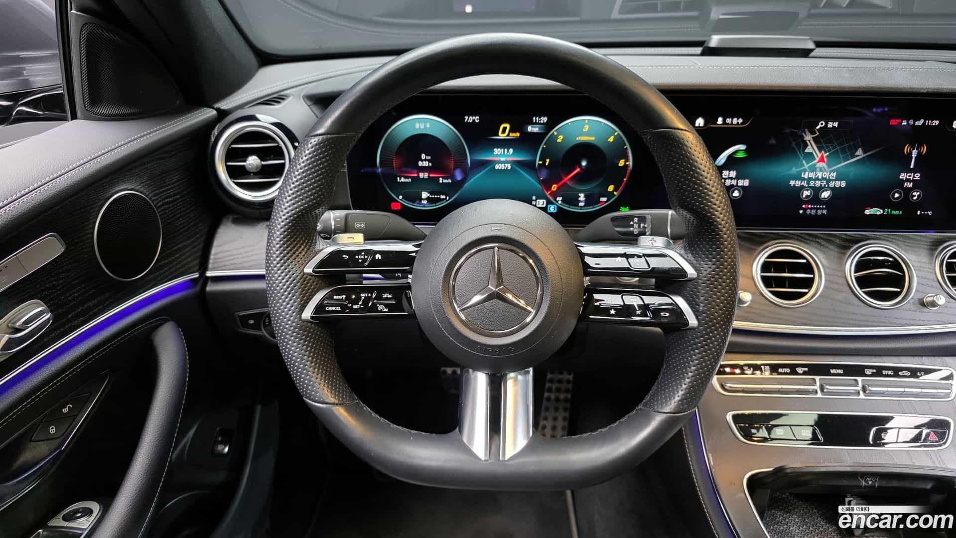 E-Class Mercedes-Benz 2021.7-OPTION-017