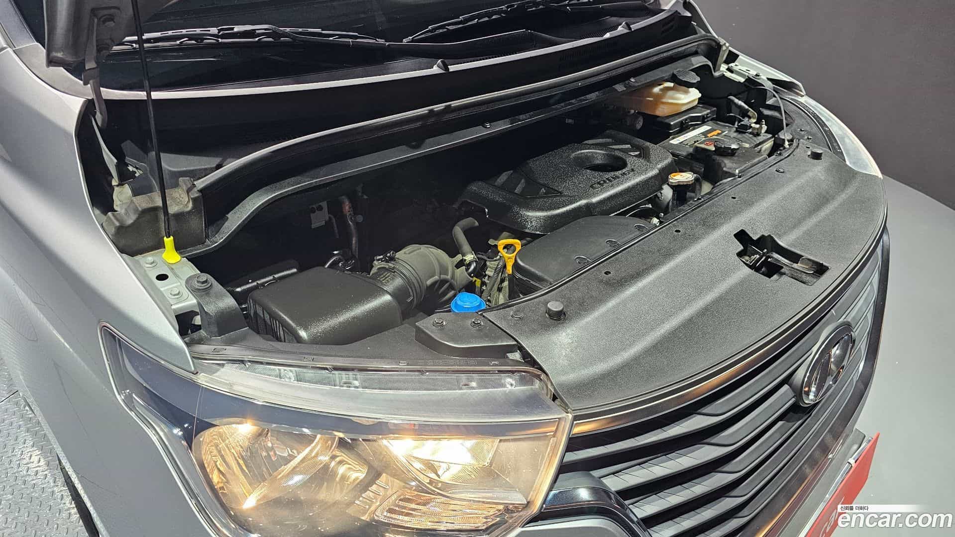 Starex Hyundai 2019.0-INNER-006