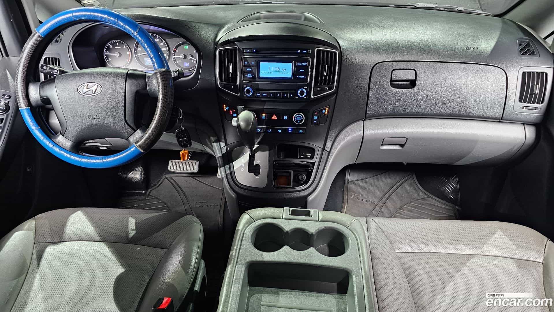 Starex Hyundai 2019.0-INNER-007