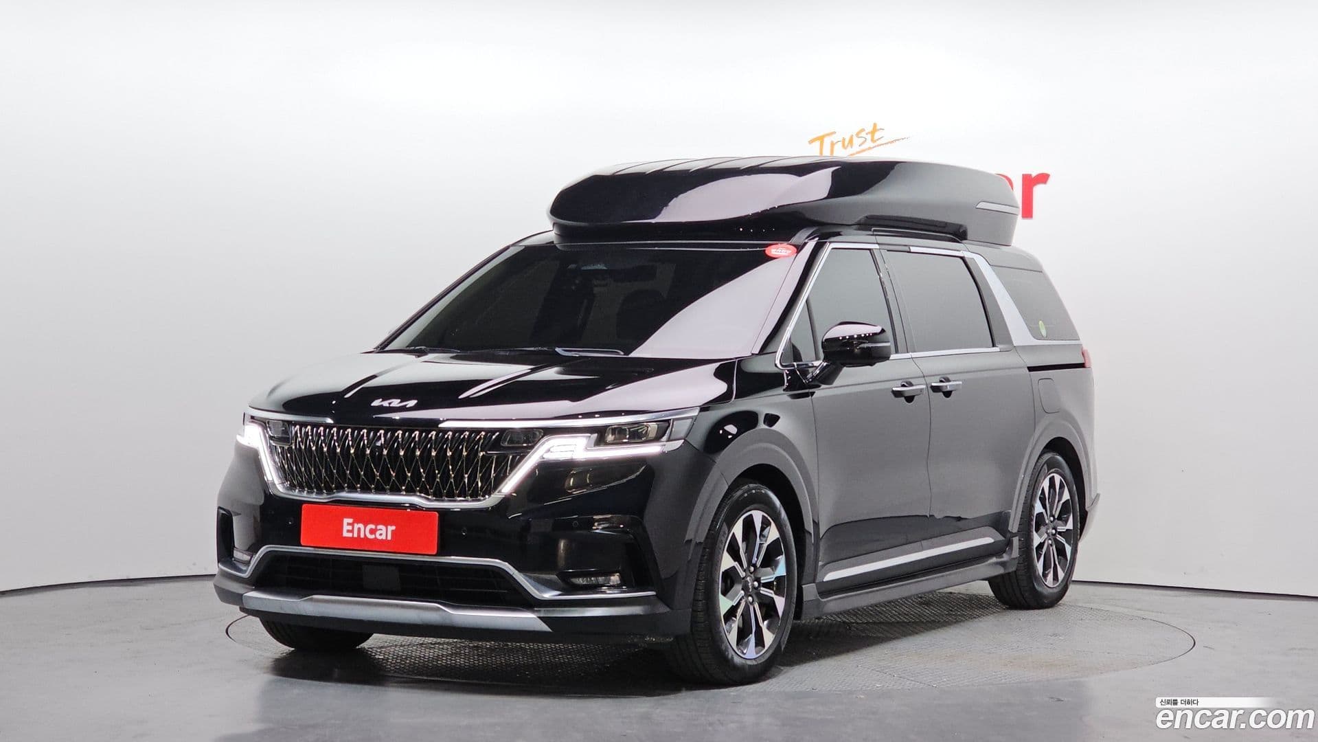 Main__Slider__Photo:Canival Kia 2021.3-0