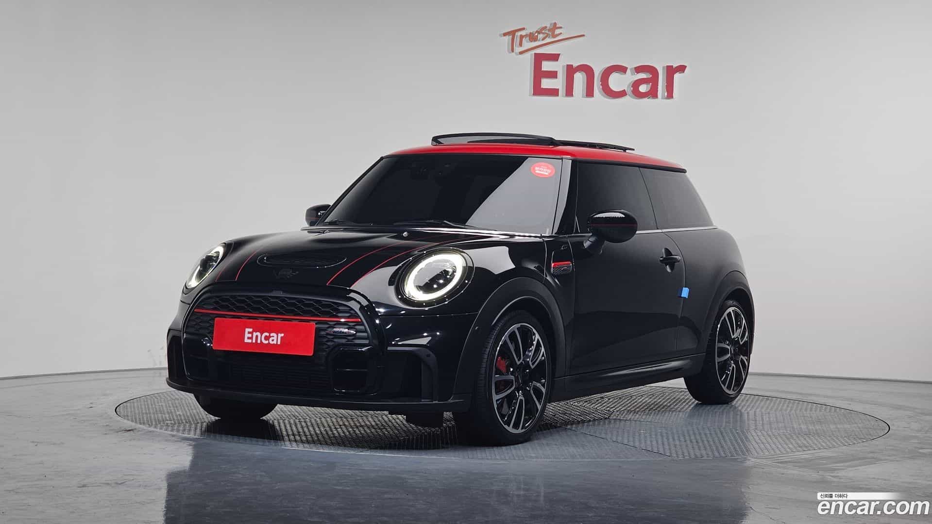 Cooper Mini 2022.9-OUTER-001