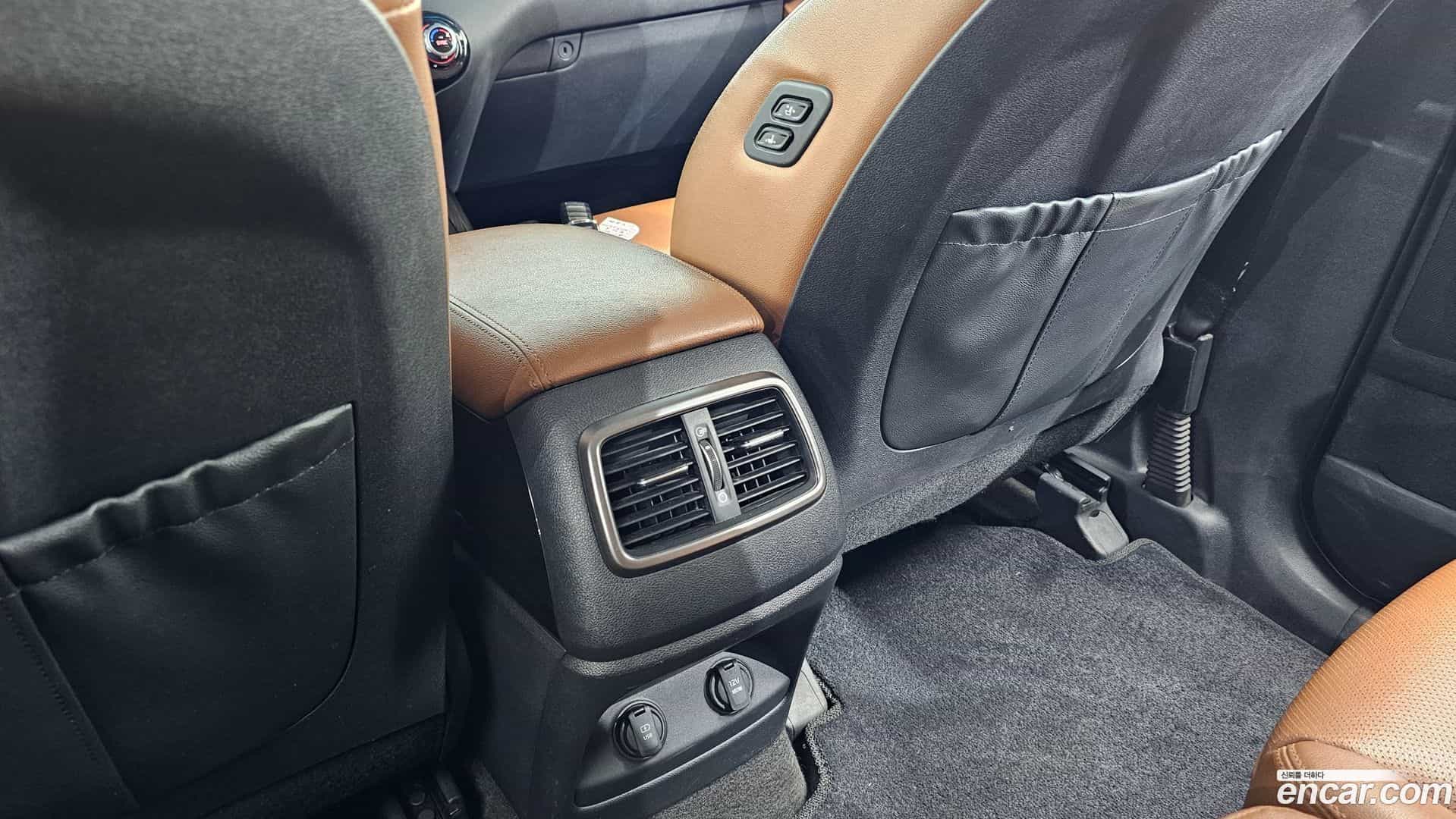 Sorento Kia 2018.1-OPTION-023