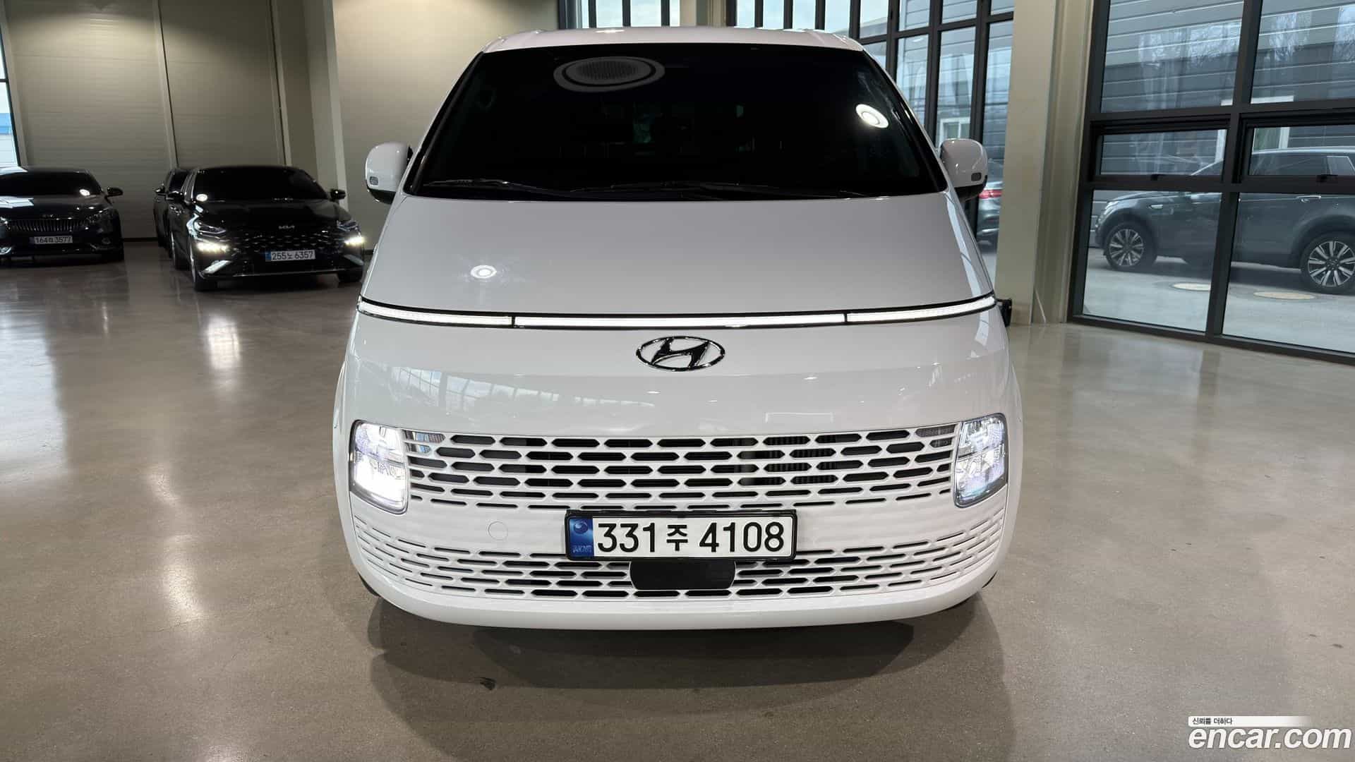 Staria Hyundai 2023.3-OUTER-003