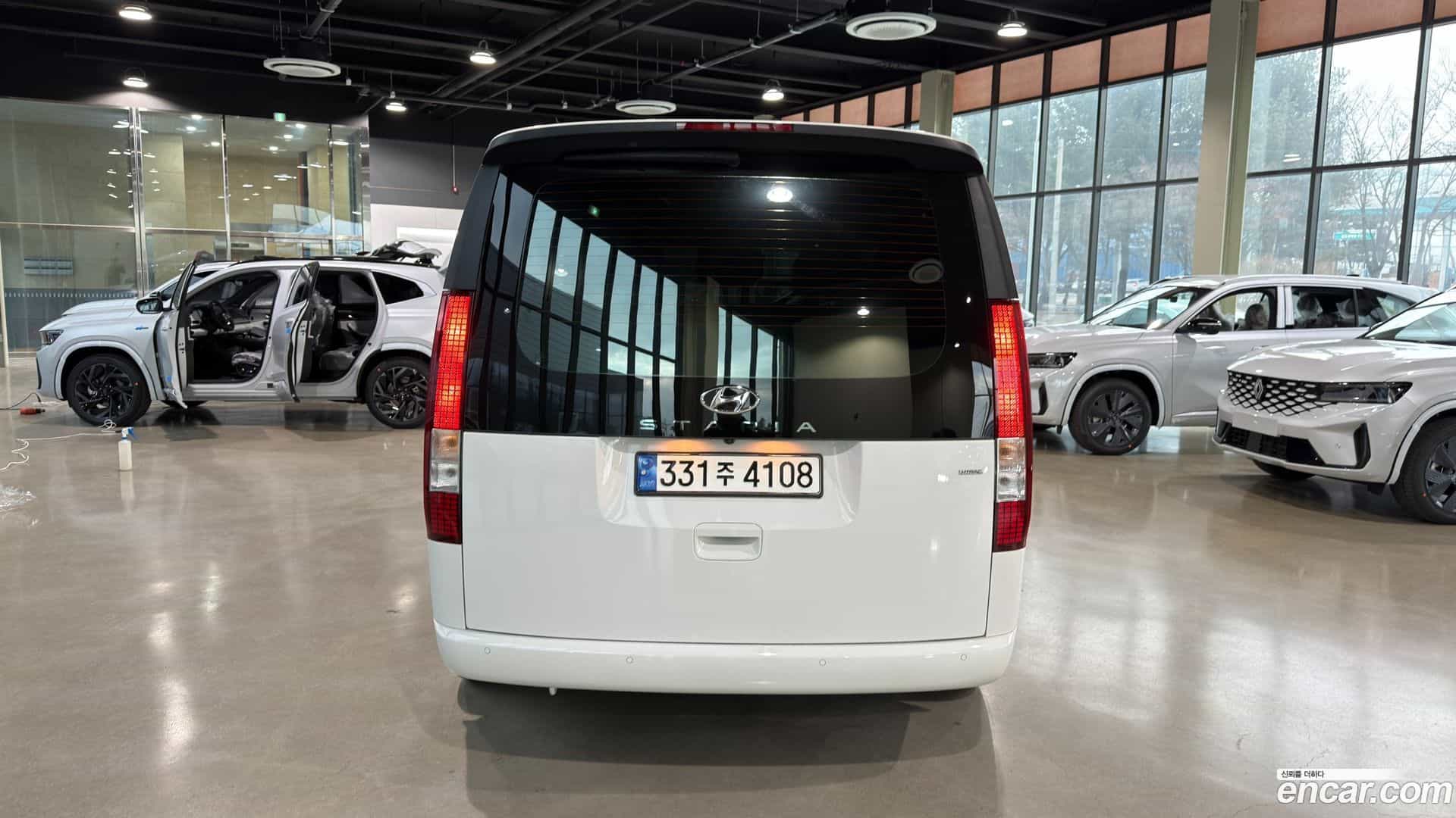 Staria Hyundai 2023.3-OUTER-004