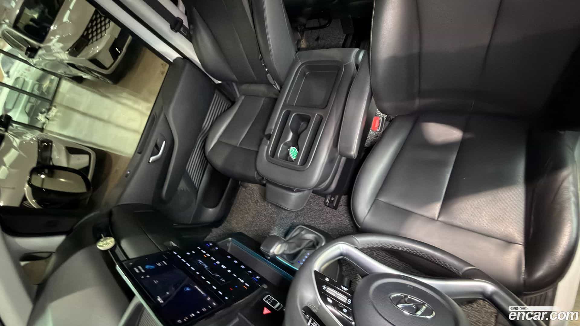 Staria Hyundai 2023.3-INNER-010