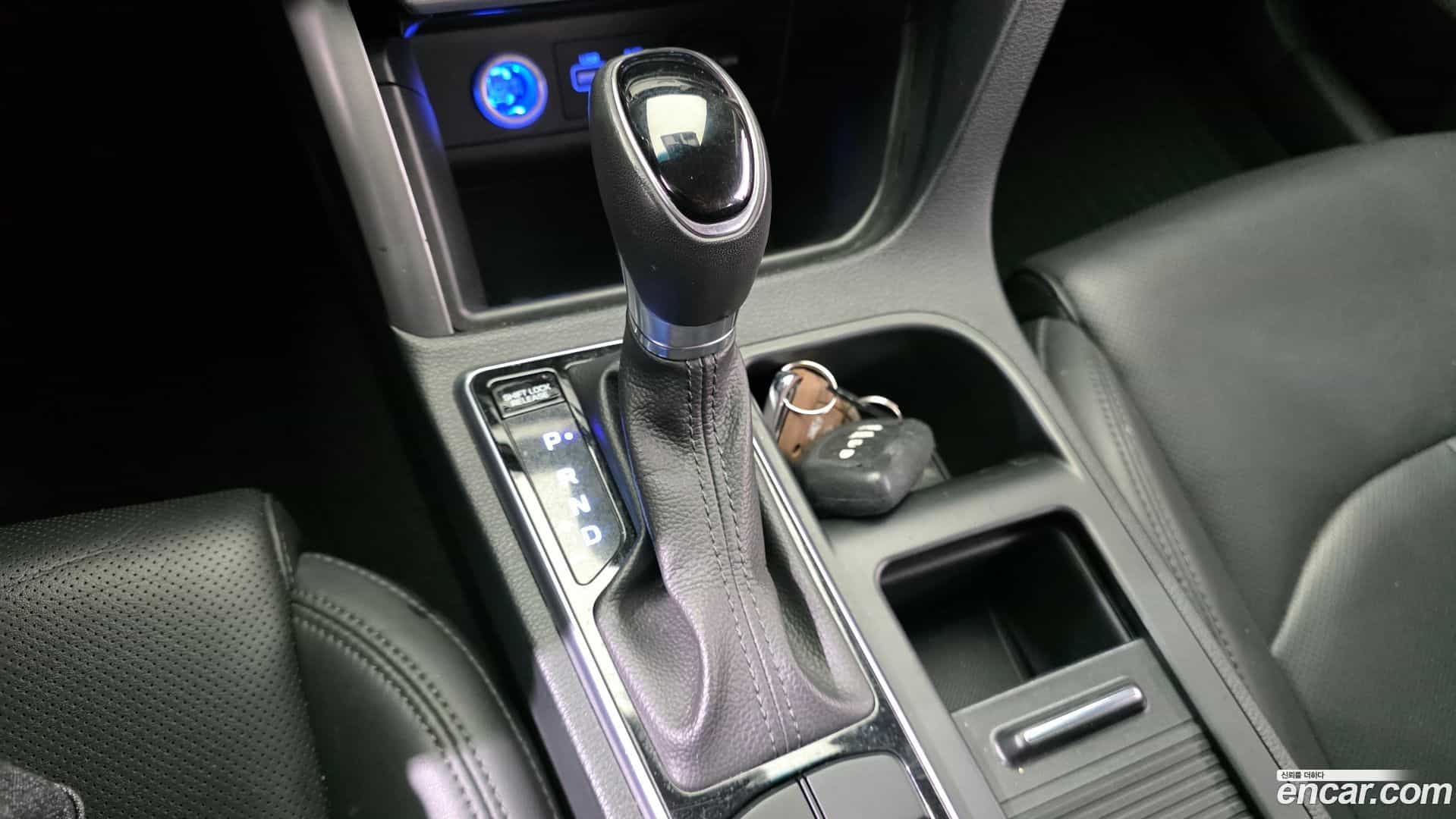 Sonata Hyundai 2017.5-INNER-009