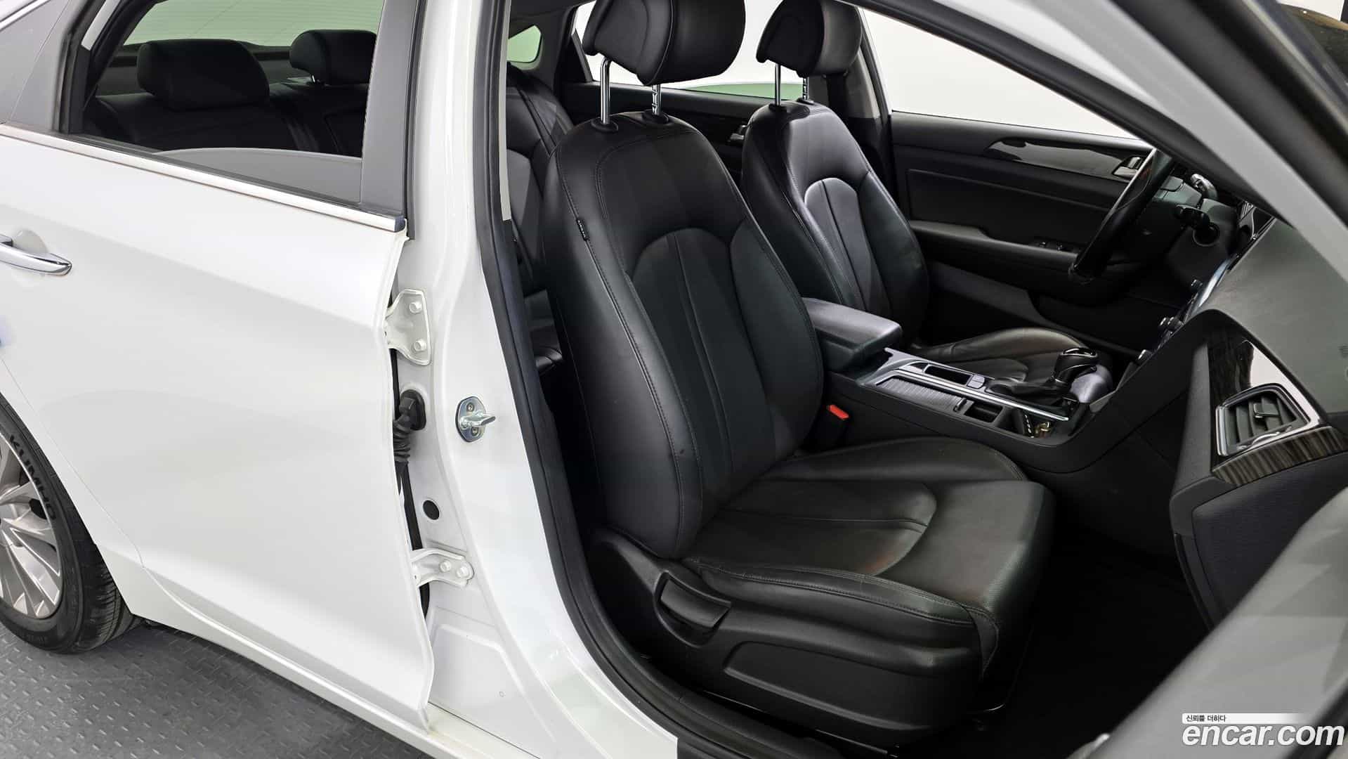 Sonata Hyundai 2017.5-OPTION-016