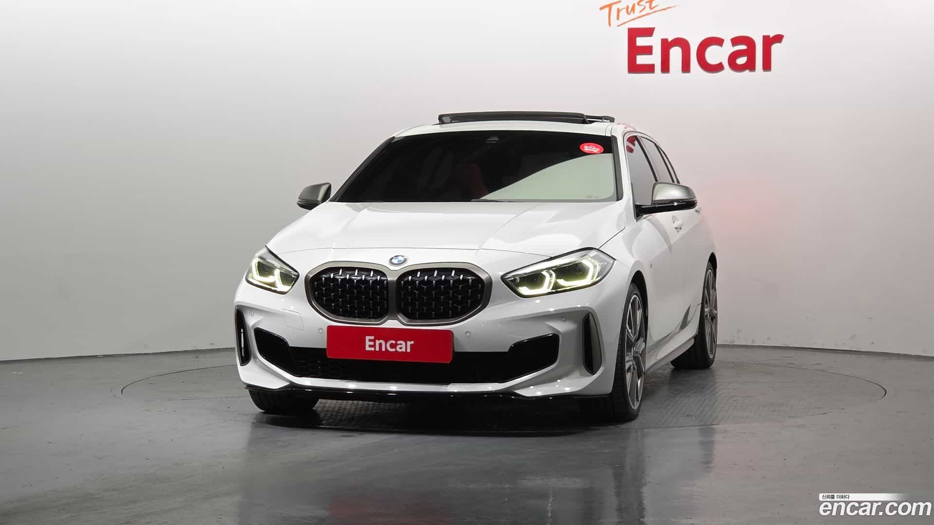 1-Series BMW 2021.10-OUTER-003