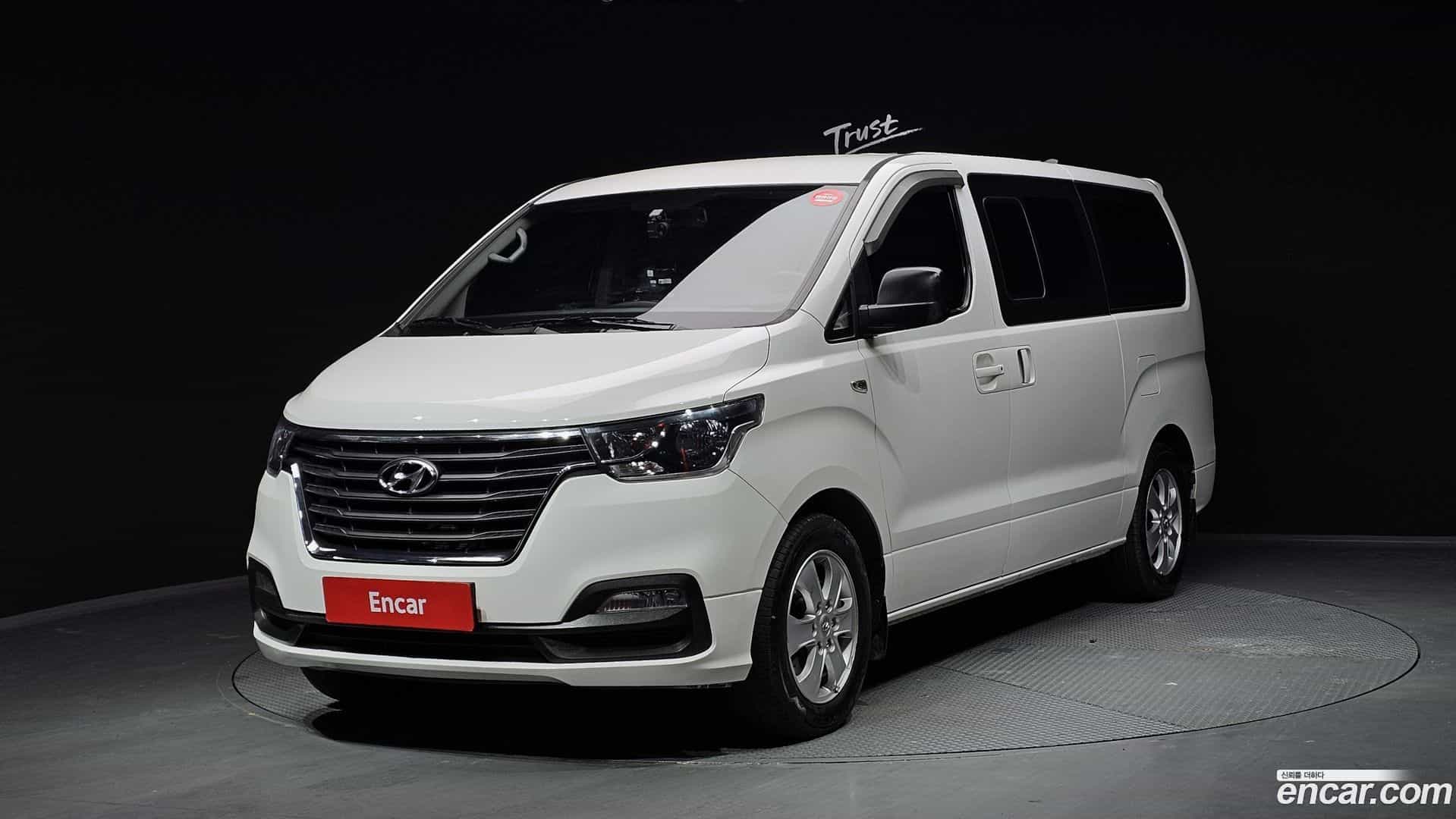 Starex Hyundai 2019.10-OUTER-001