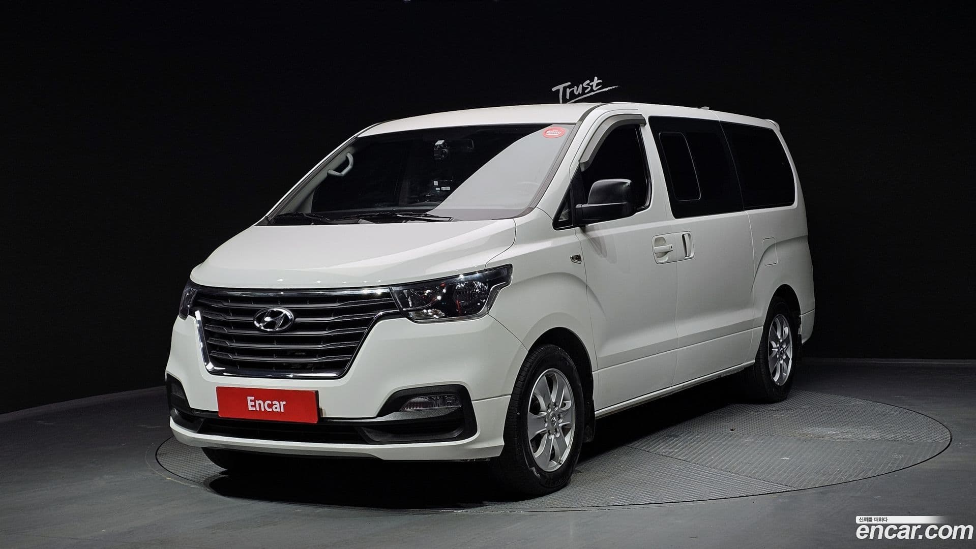 Main__Slider__Photo:Starex Hyundai 2019.10-0