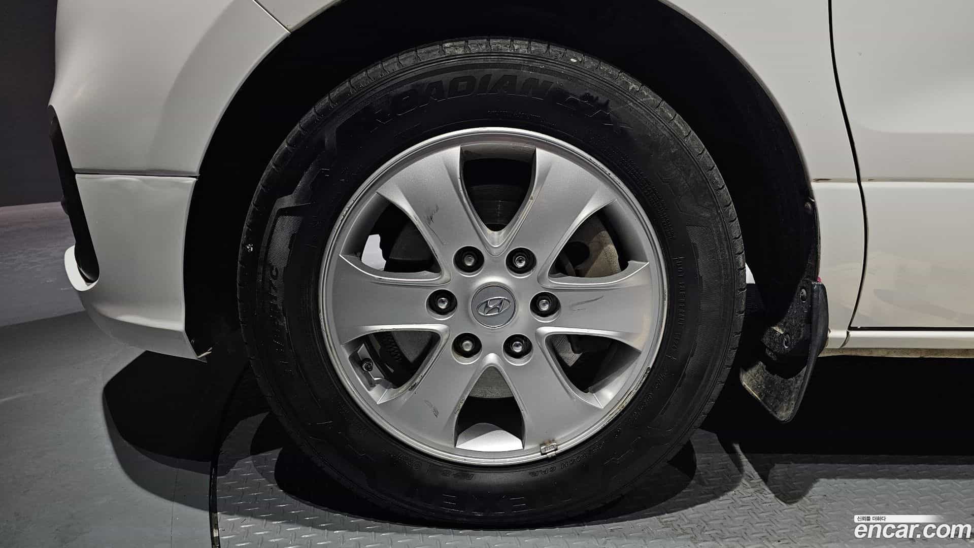 Starex Hyundai 2019.10-OUTER-005